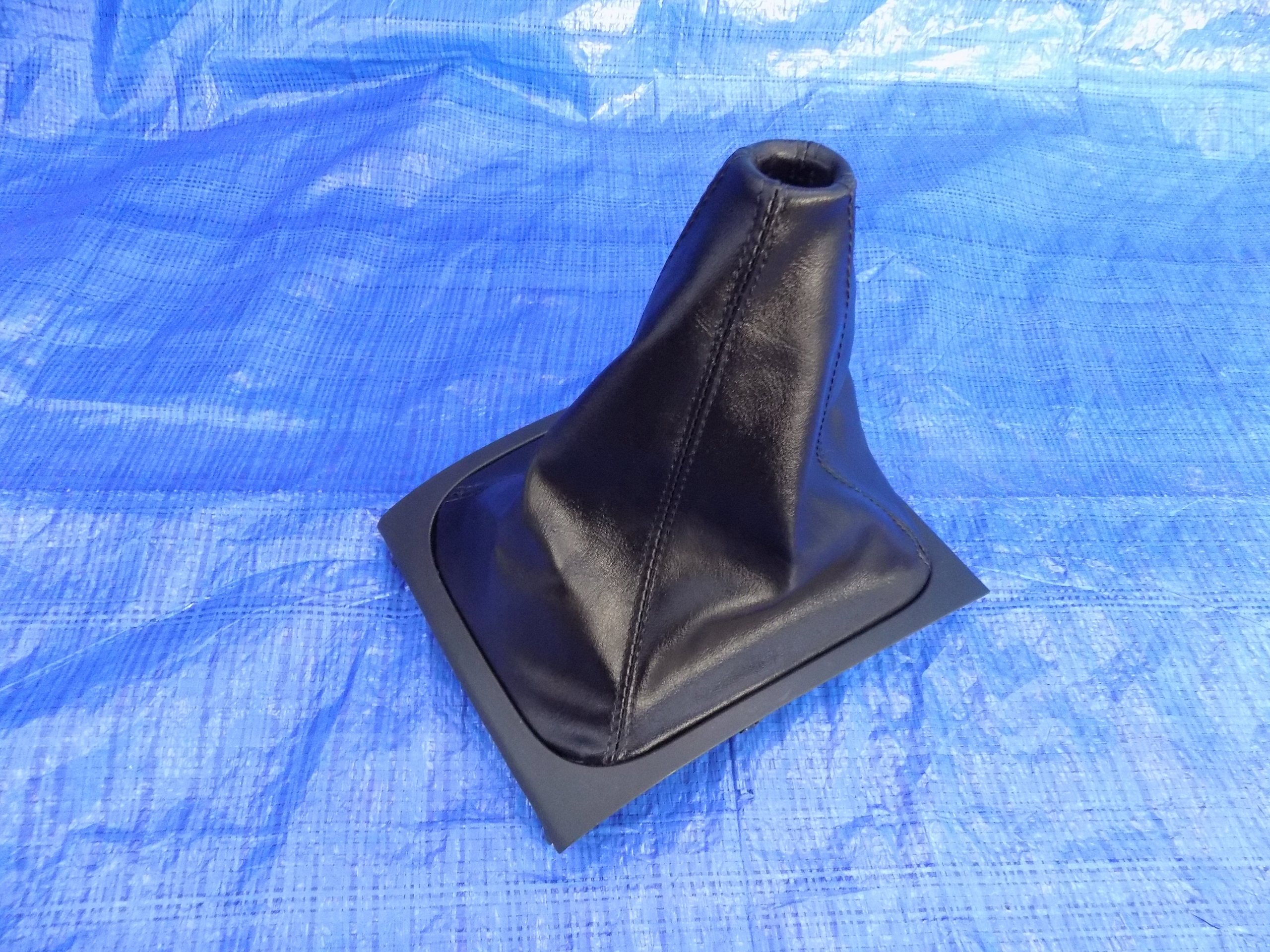 MIESZEK ZMIANY BIEGOW MITSUBISHI L200 16 19R