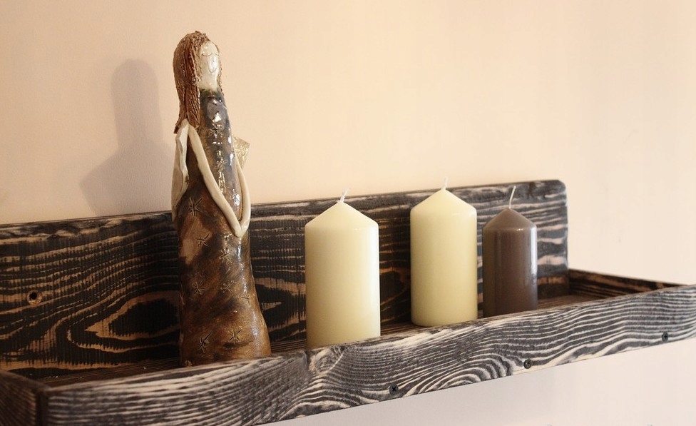 Półka dekoracyjna z drewna - rustykalna, vintage