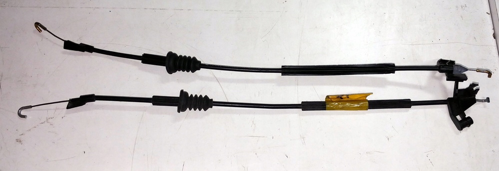 Linka otwierania drzwi tył Vw Golf Bora 1j4839086