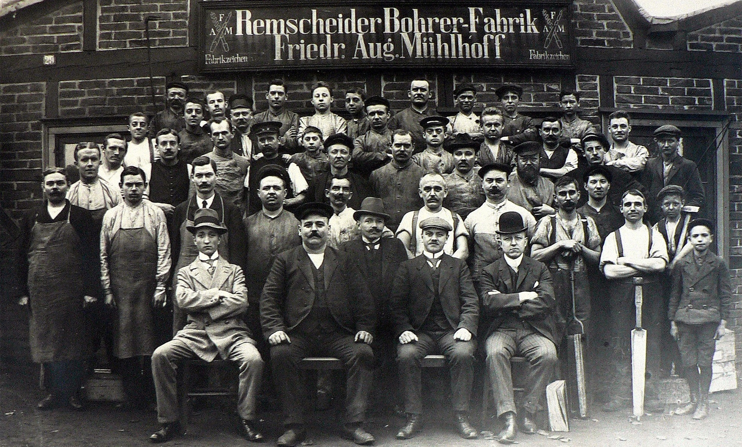 Famag środkowiec przedłużony O85 mm 1661.085 Marka Famag