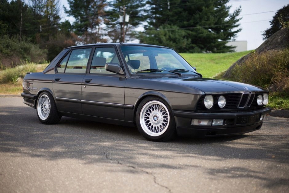 Бмв 1986. BMW e28 535i. БМВ е34 535i. BMW Alpina 1986 e28. BMW 535 1986.