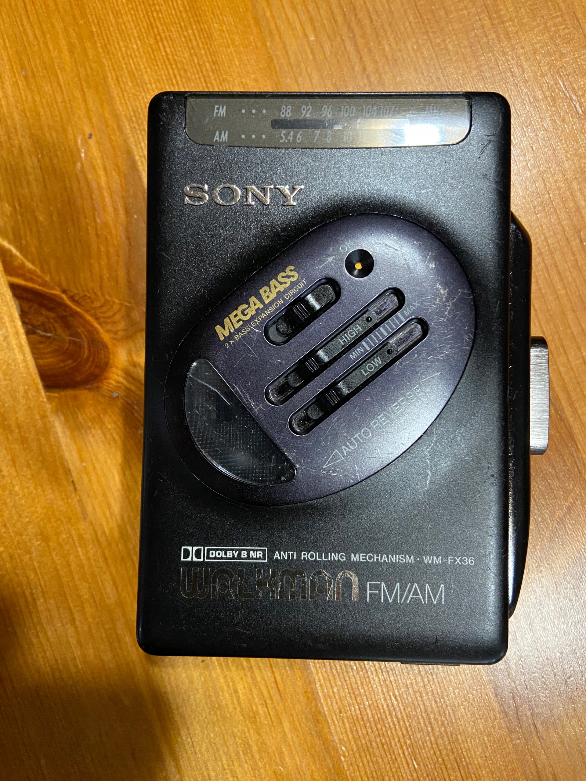 SONY【WALKMAN】WM-F102ジャンク品 Yahoo!オークション -「sony wm 102」の落札相場・落札価格