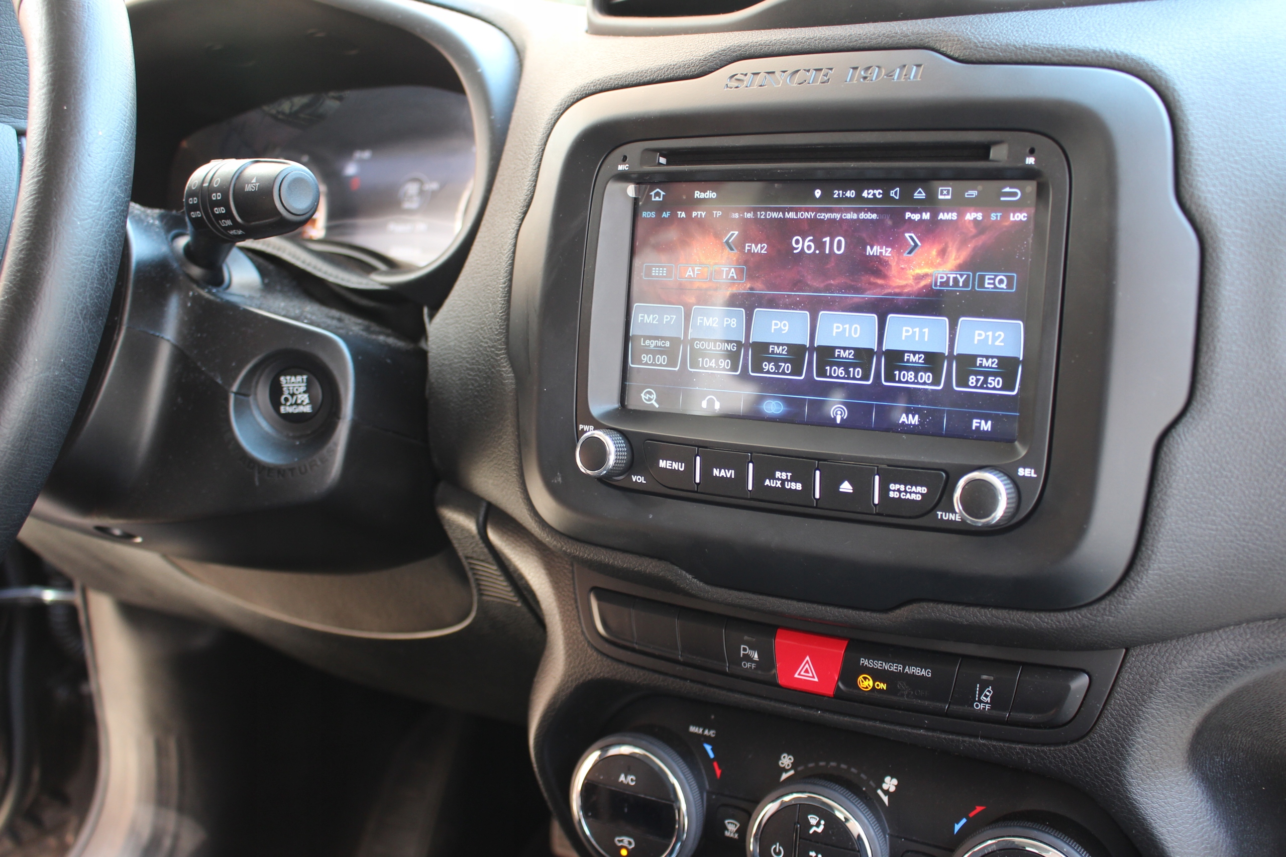 RADIO NAWIGACJA GPS JEEP RENEGADE 2014+ OCTACORE