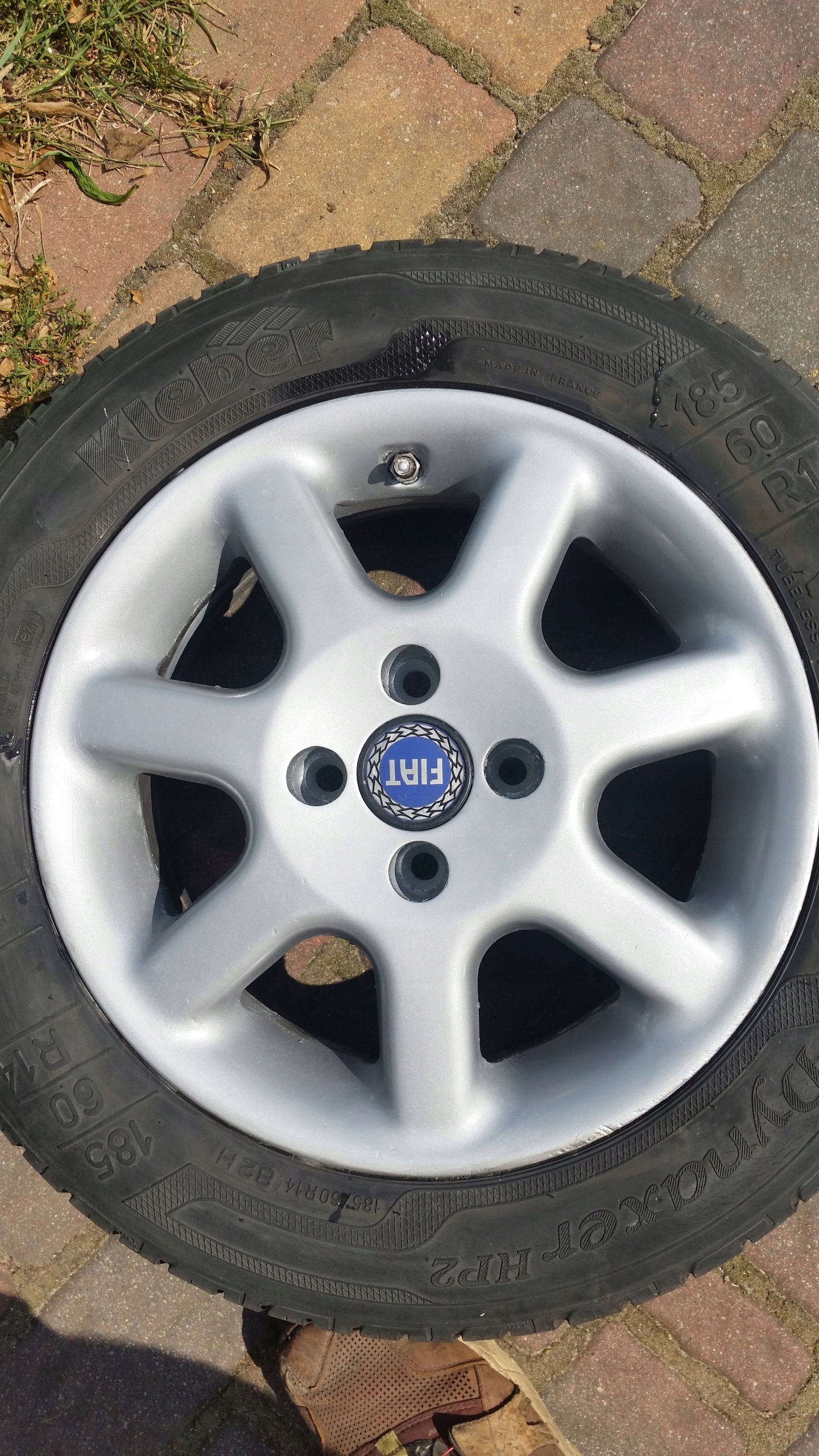 Alufelgi + opony FIAT 14" Punto 2 2FL 185/60 7520104565