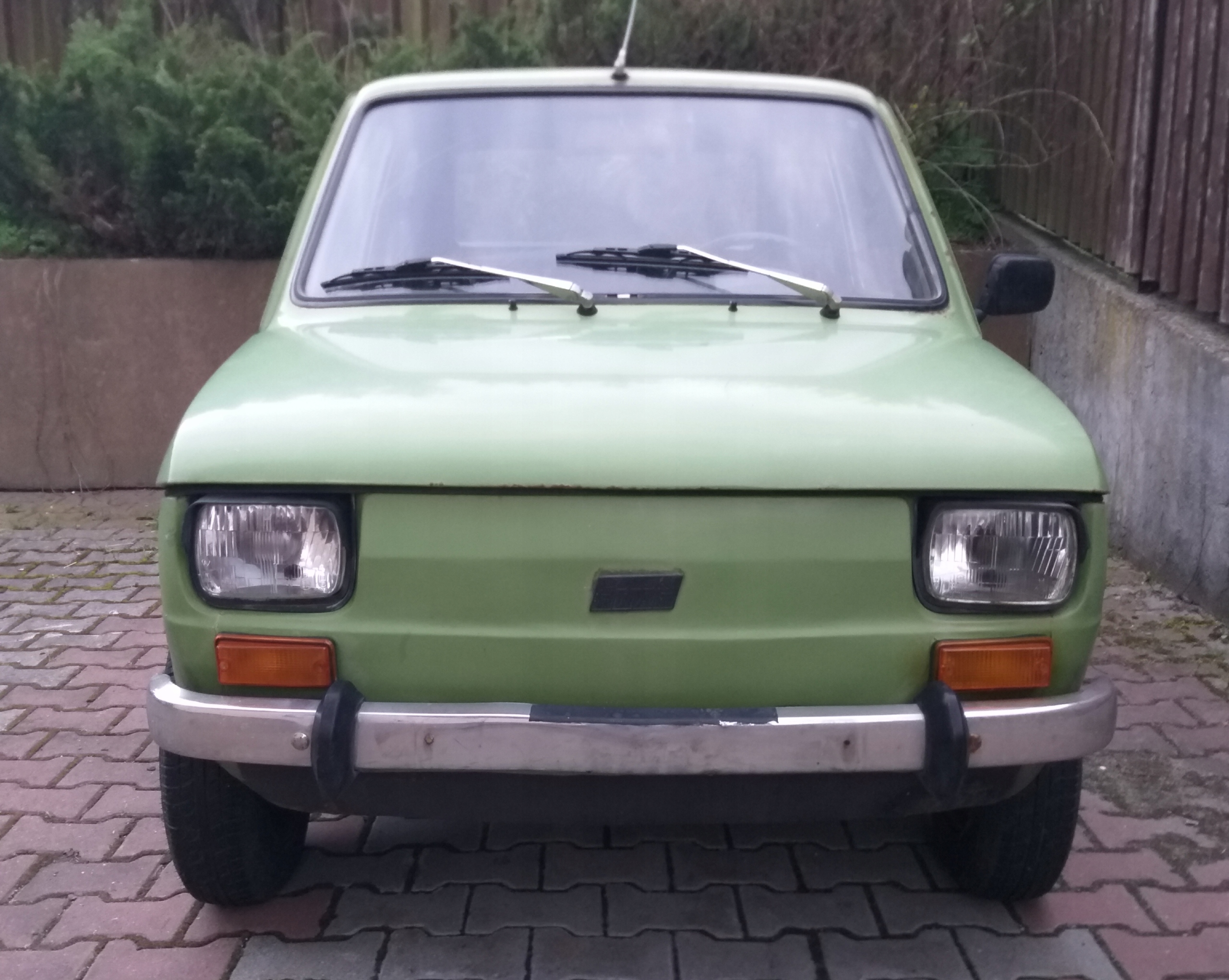 Fiat 126 1978r stan dobry 8306430453 oficjalne
