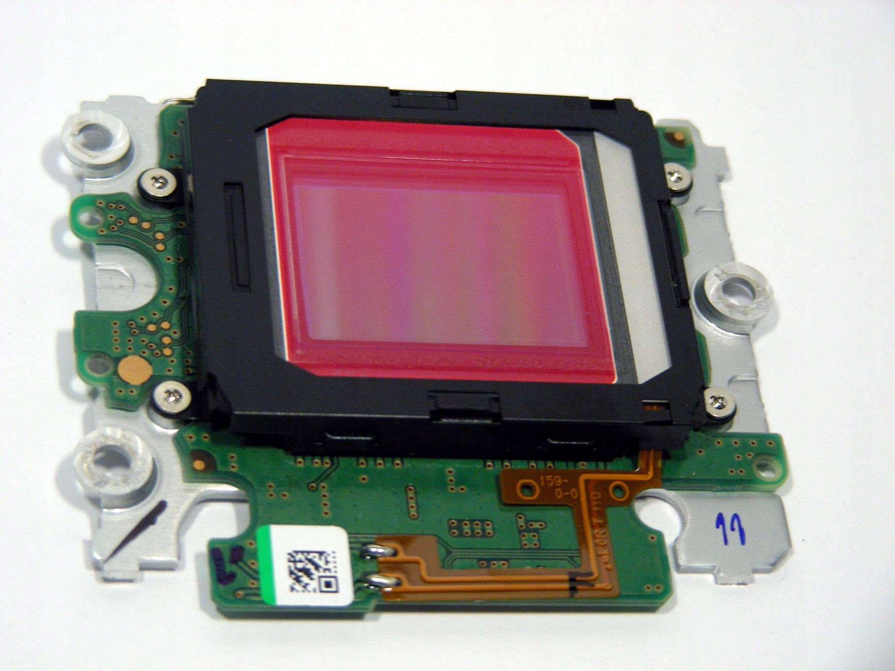 Кмоп-матрица. Cmos ram. Cmos матрицей мп разрешением. Bsi cmos. Cmos 1/2.