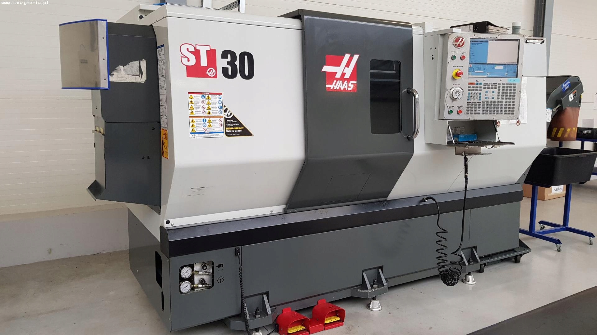 токарно-револьверный центр с чпу st-15 haas. Haas st30 станок. Haas st. токарный станок haas st-10. станок haas st10y.