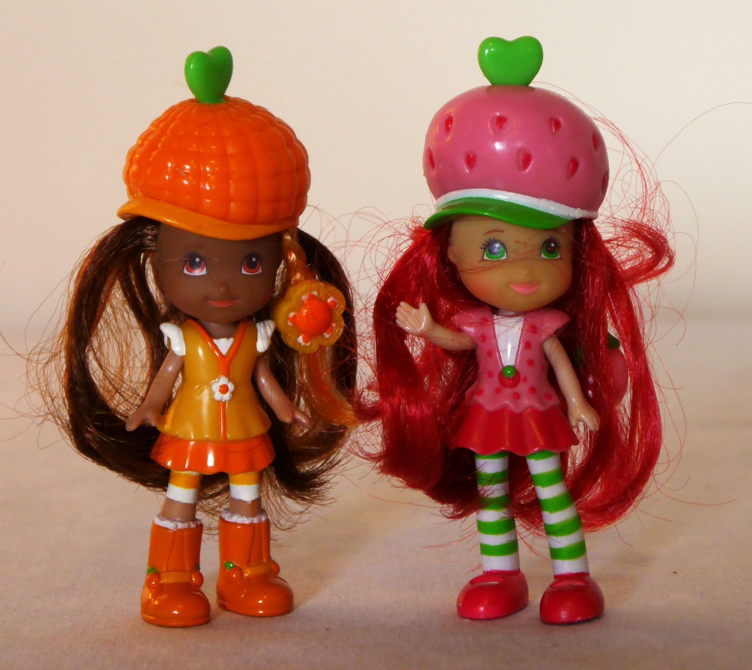 Hasbro Zapachowe Laleczki Truskawkowe Ciastko 7345845157 Hasbro Zapachowe Laleczki Truskawkowe Ciastko 7345845157