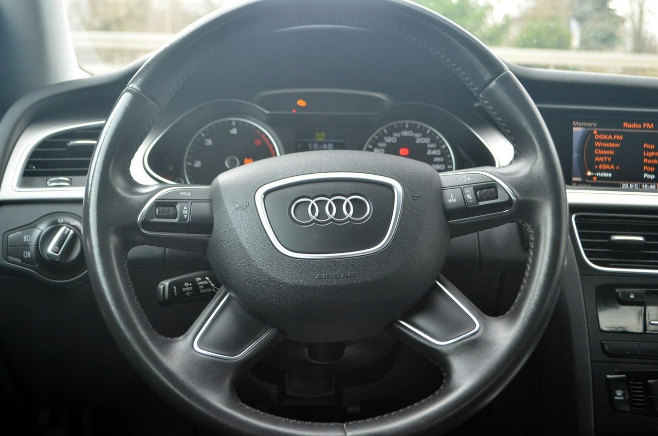 Audi A4 B8 2.0 TDi Ultra 136 KM, Ultra, Xenon, LED