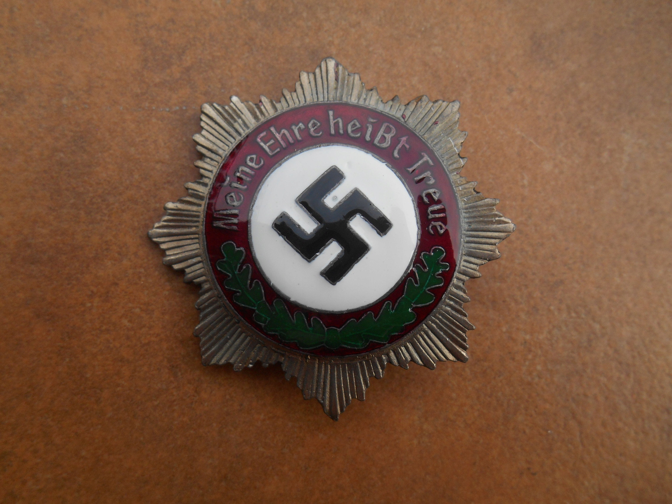 Как выглядит немецкий знак