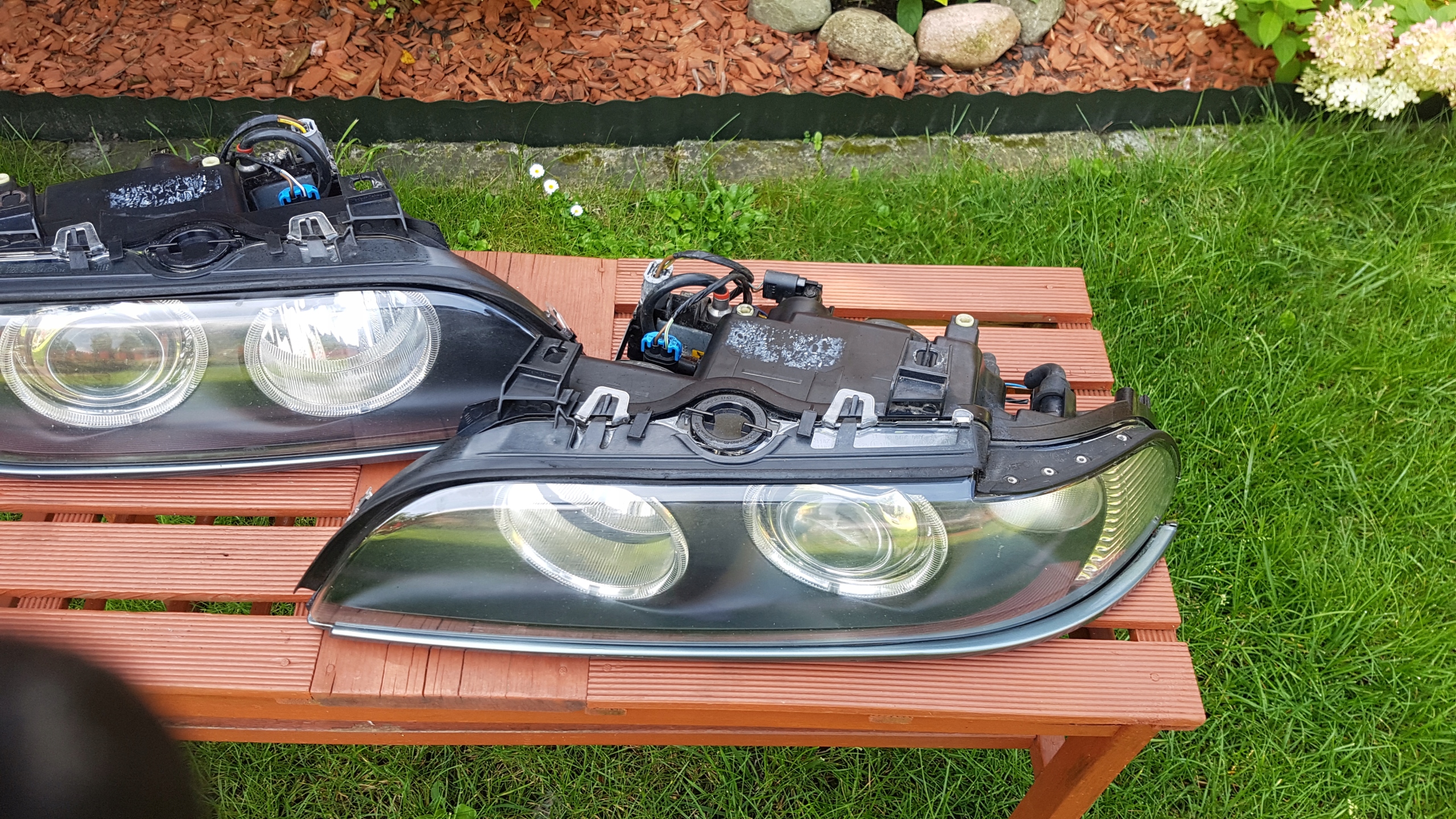 LAMPY LEWA PRAWA XENON BMW E39 LIFT LCI HELLA EURO