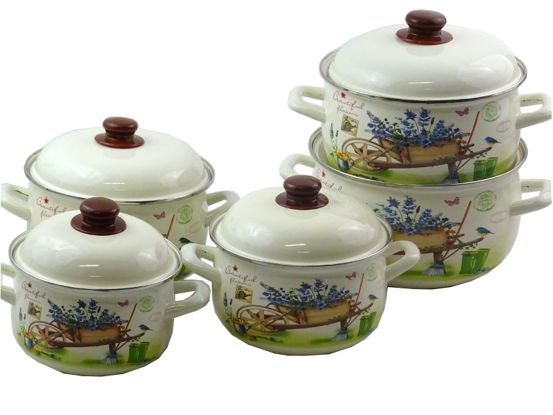 Набор эмалированных кастрюль с чайником и ковшиком. Набор кастрюль с чайником. Набор эмалированных чайников. Набор эмалированных чайников. Набор кастрюль эмалированные метрот.