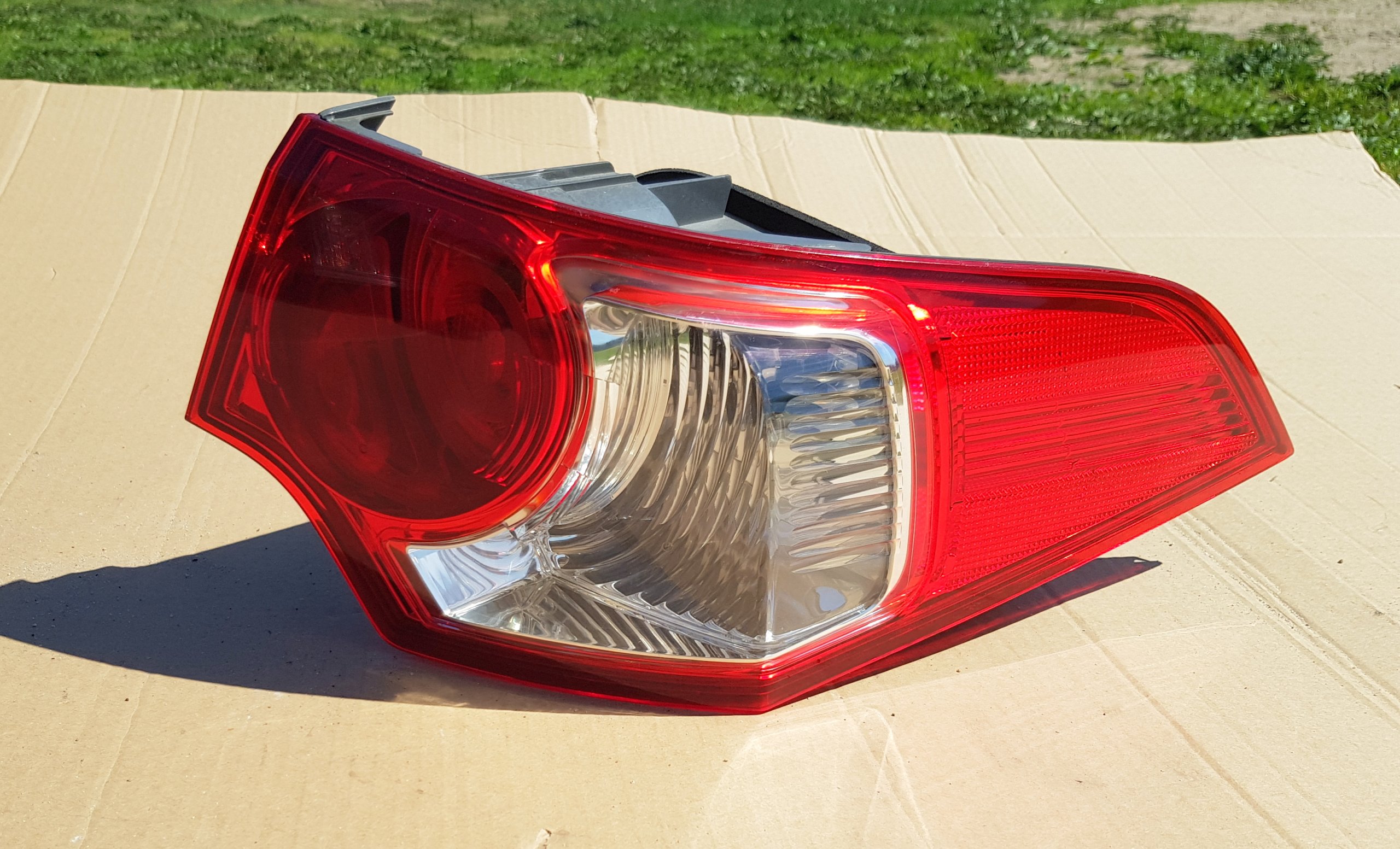 EU* LAMPA TYL TYLNA PRAWA HONDA ACCORD VIII 8 08