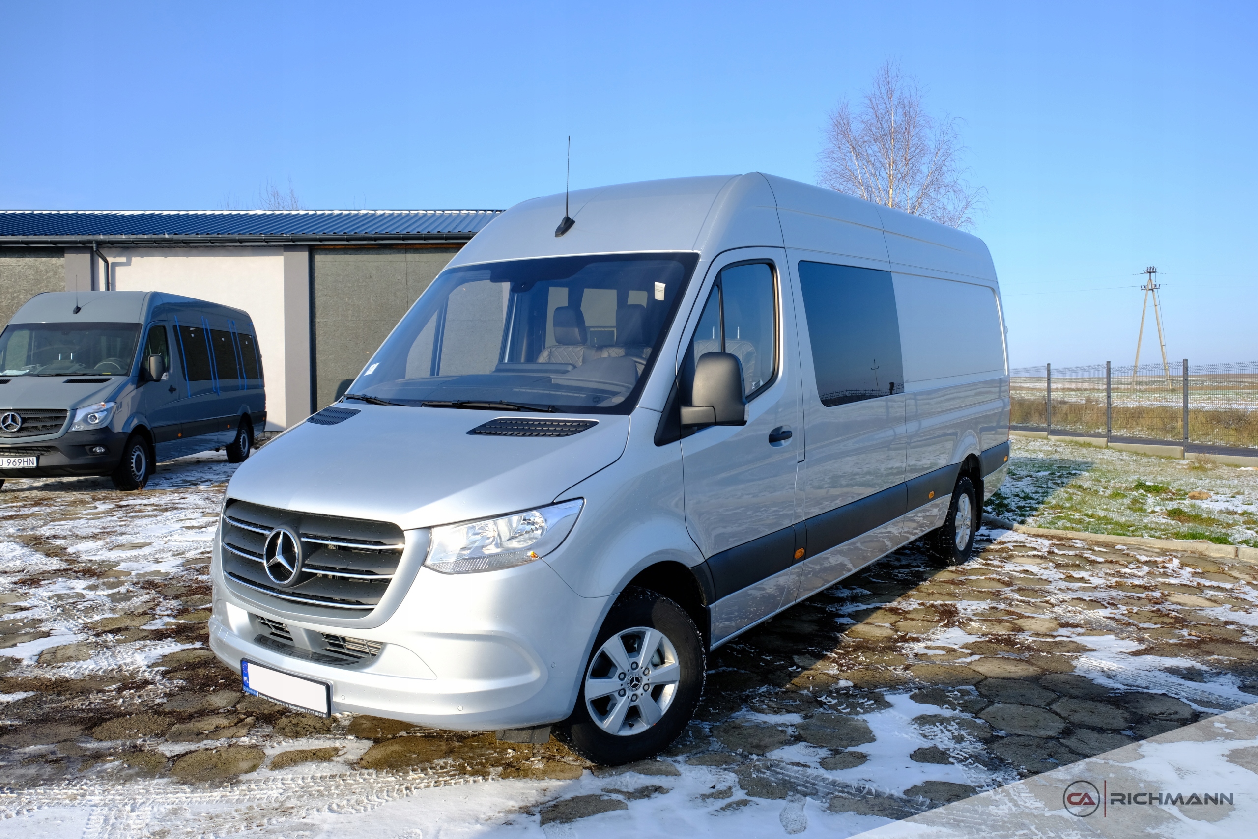 Мерседес спринтер 7. Мерседес Спринтер 7 местный. Mercedes Benz Sprinter 319 VIP. Мерседес Спринтер 6 местный. Спринтер 7 мест.