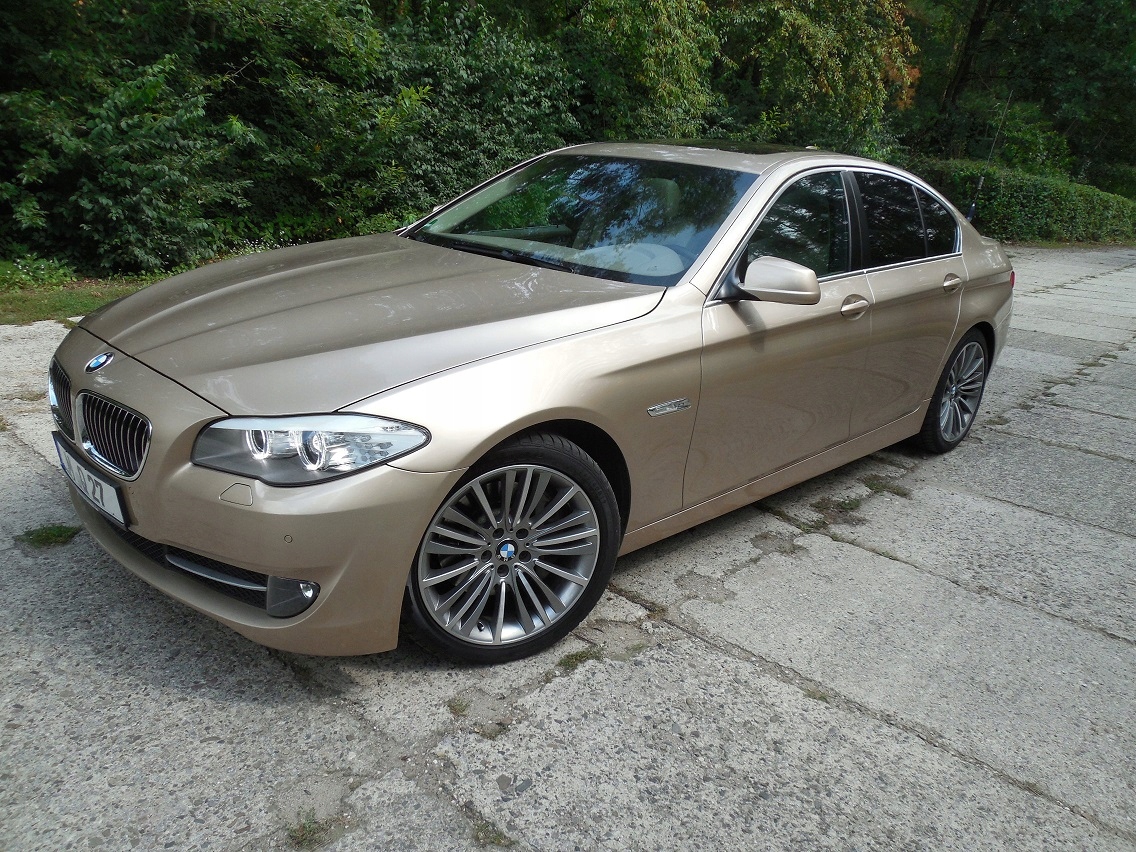 BMW F10 530 d limuzyna 2011 igła 7556426008 oficjalne