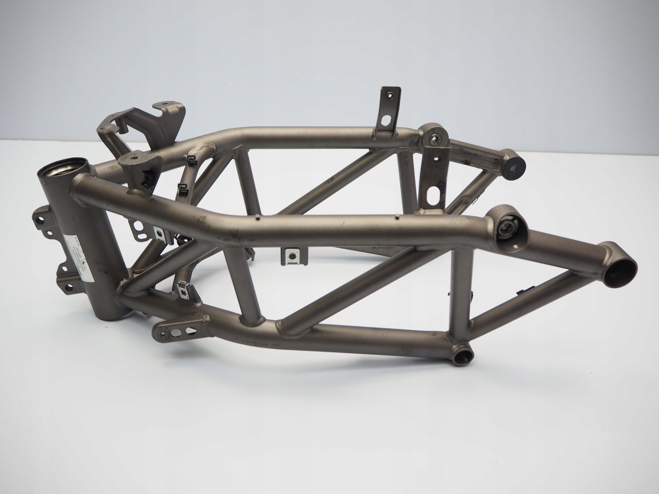 Запчасти для минитрактора скаут т 18. 15 рамах. Стекло картон. 15 рамах. Merida matts 18.