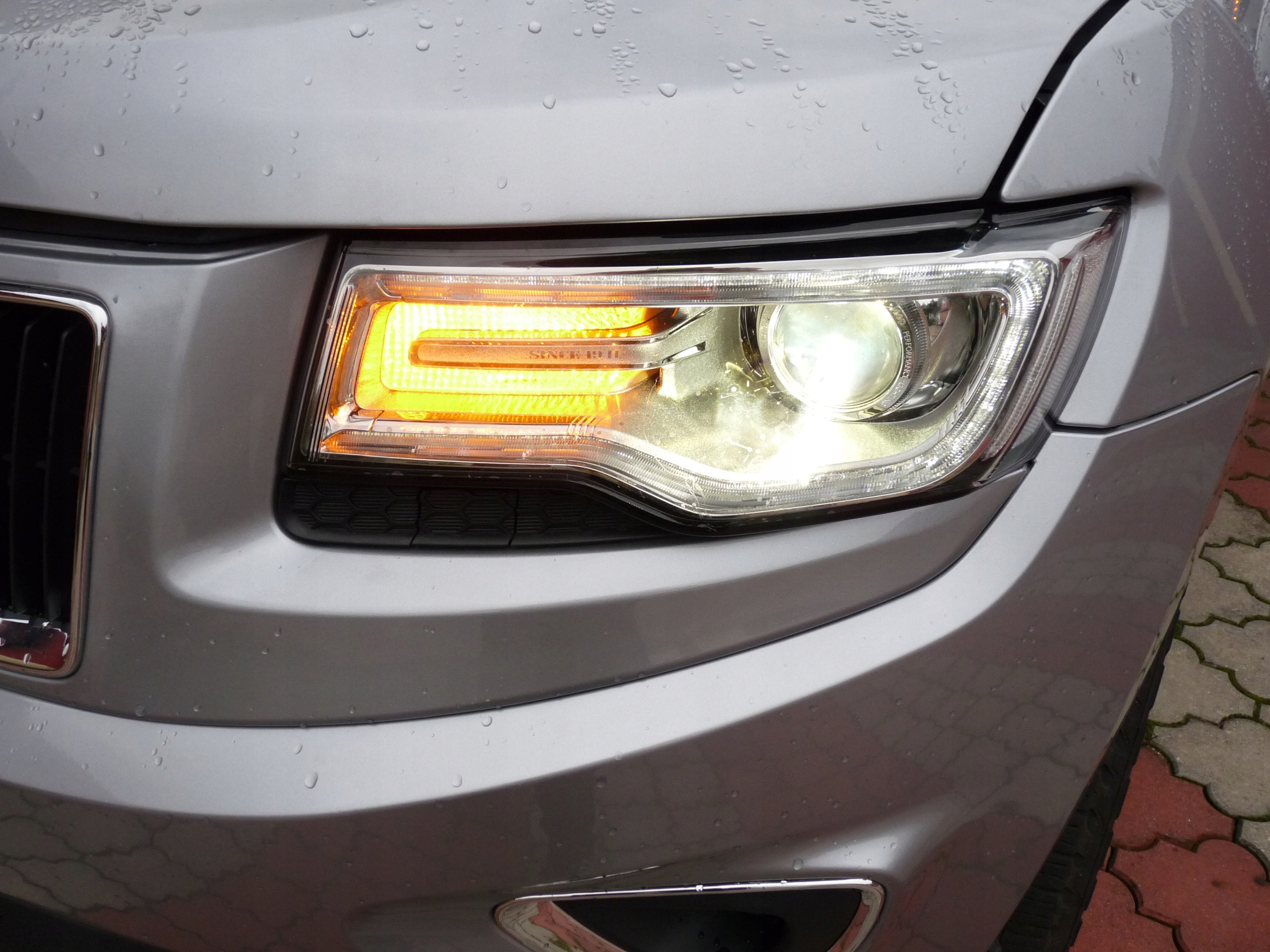 jeep grand cherokee wk2 Bi Xenon Led montaż 7508957131