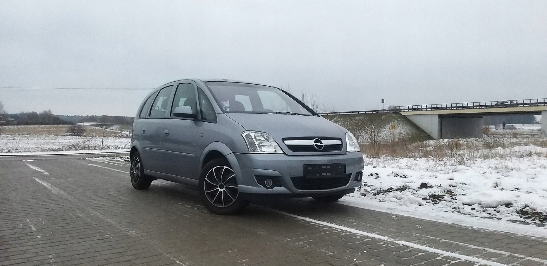 опель мерива для такси