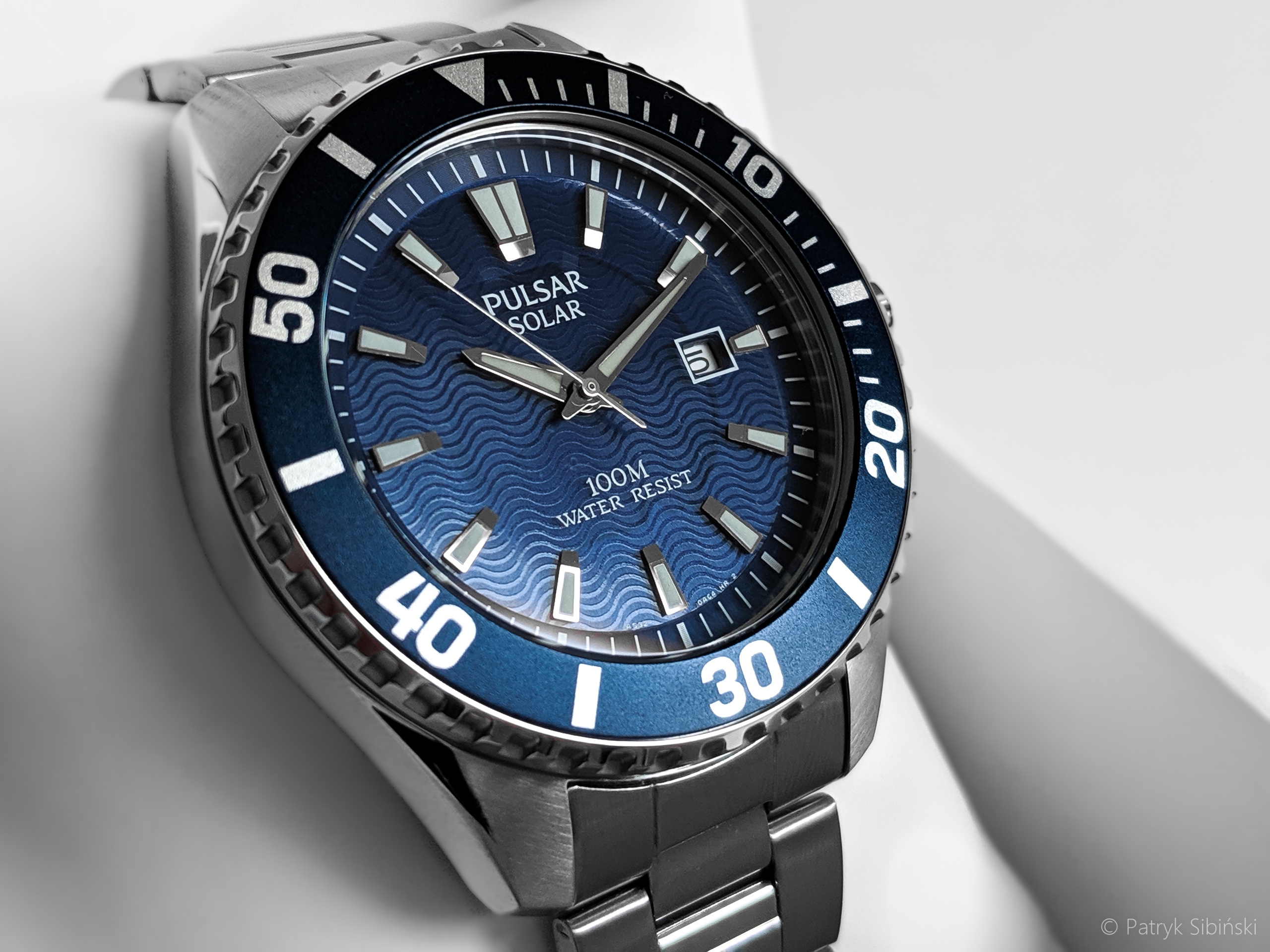 pulsar solar diver