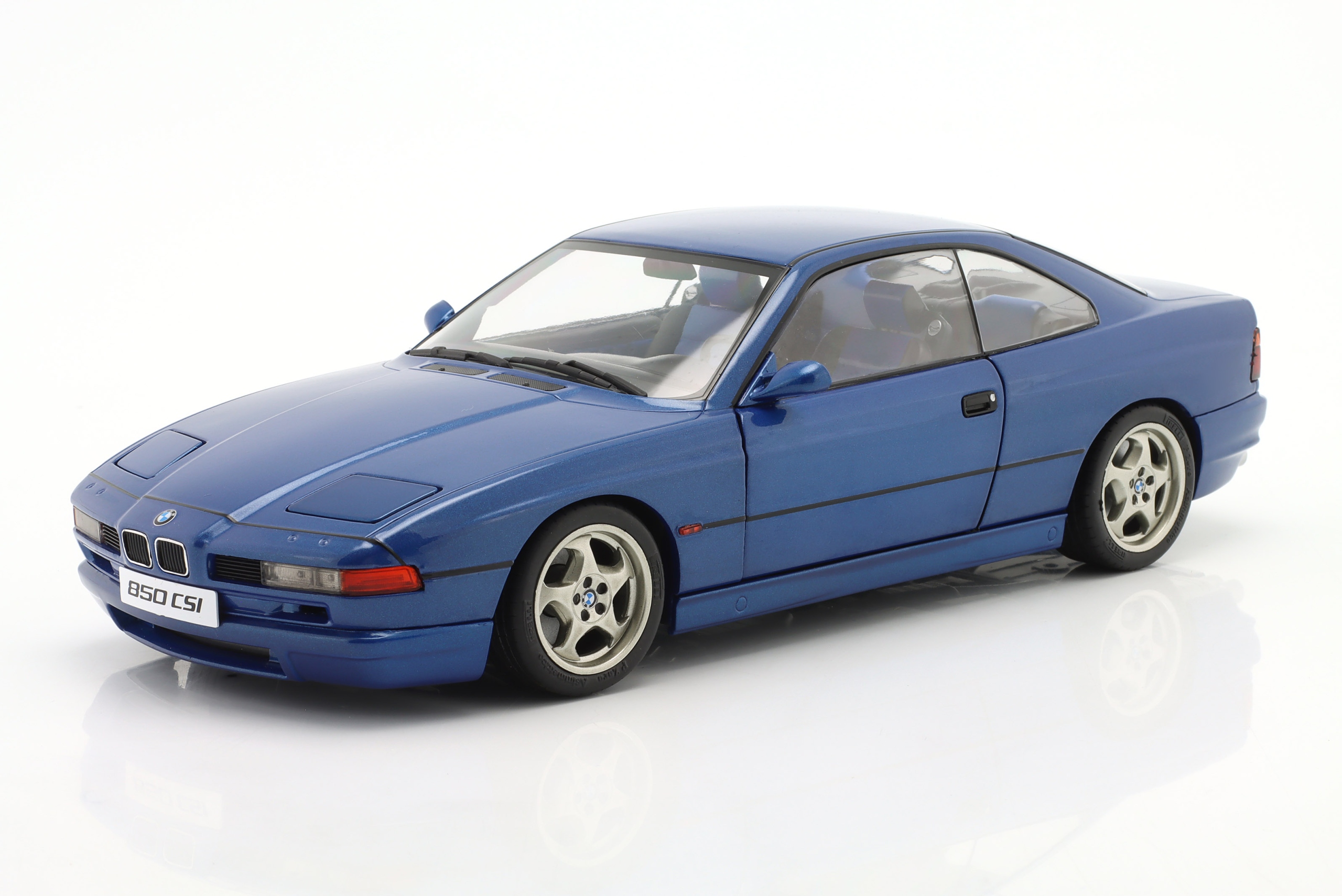 希少 ミニチャンプス 1/43 BMW 850i E31型 ブルーメタリック BMW 8-Series 850i Coupe (E31) 1991 Blue Met 1:43 Minichamps
