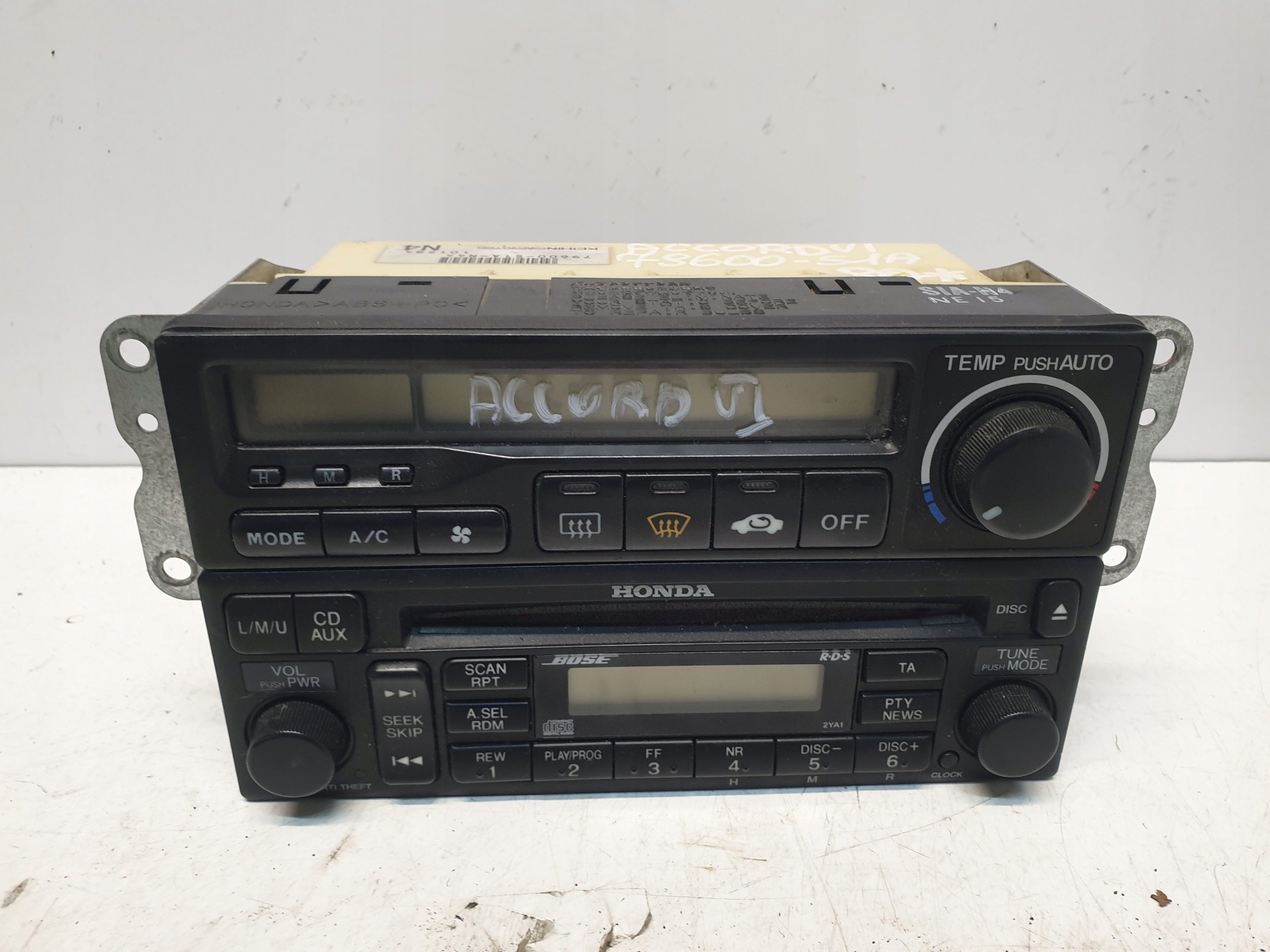 honda bose w kategorii Motoryzacja w Oficjalnym Archiwum
