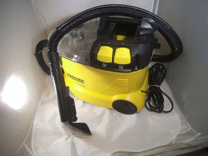 Пылесос керхер puzzi 8/1. 1 желтый. Puzzi 8/1c karcher химия. Керхер пузи 10/1. Puzzi 8 c.