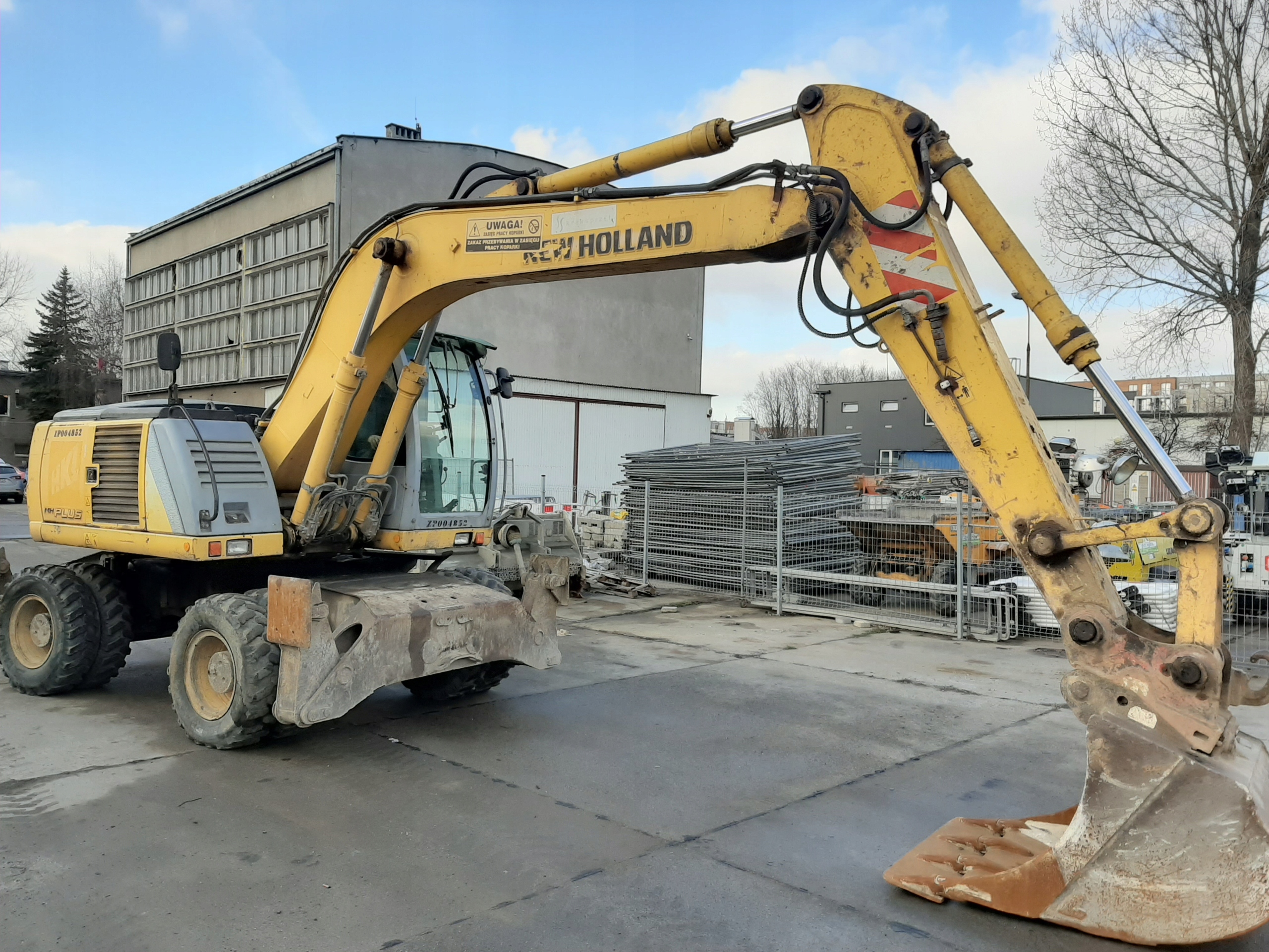 Экскаватор полноповоротный колесный аренда 74950555301. Грейферы для ек-12. Колесный полноповоротный экскаватор hyundai 170. Komatsu pc228uslc. Экскаватор jcb js 130.