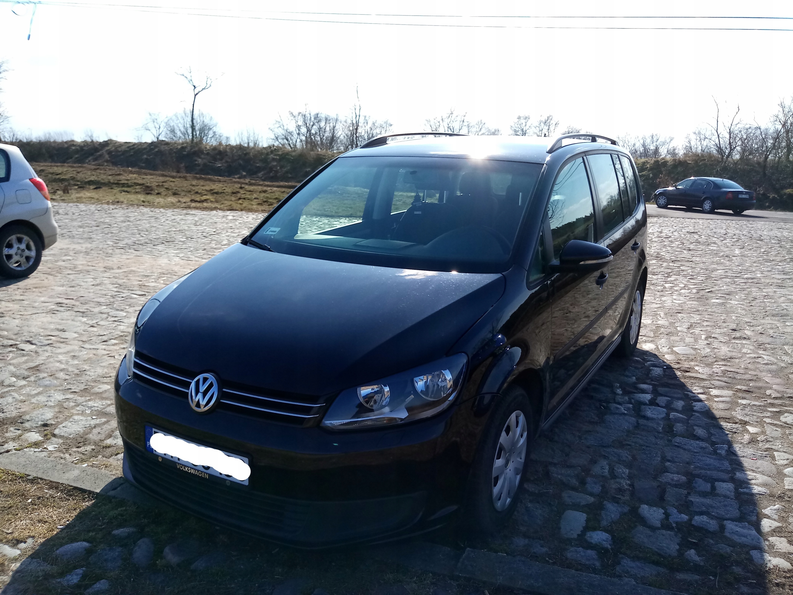 Volkswagen Touran 2012 r., 7osobowy, książka serw