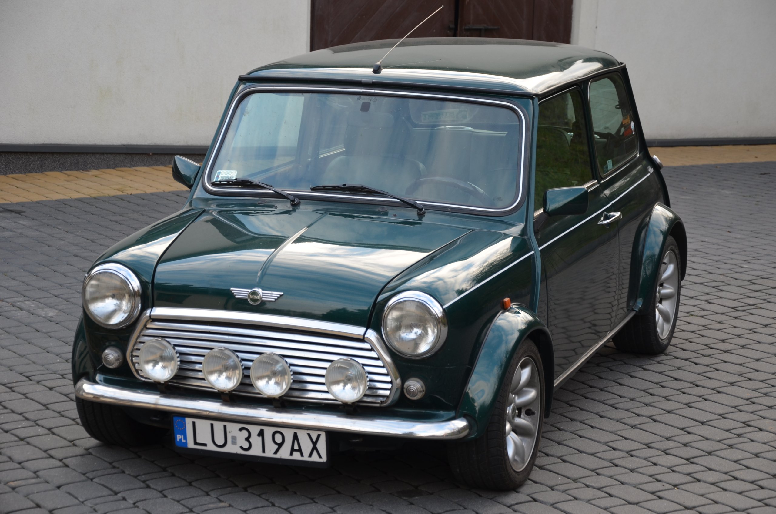 MINI COOPER　1300S WELLY METALOWE AUTO SAMOCHÓD MINI COOPER 1300 (4891761240585