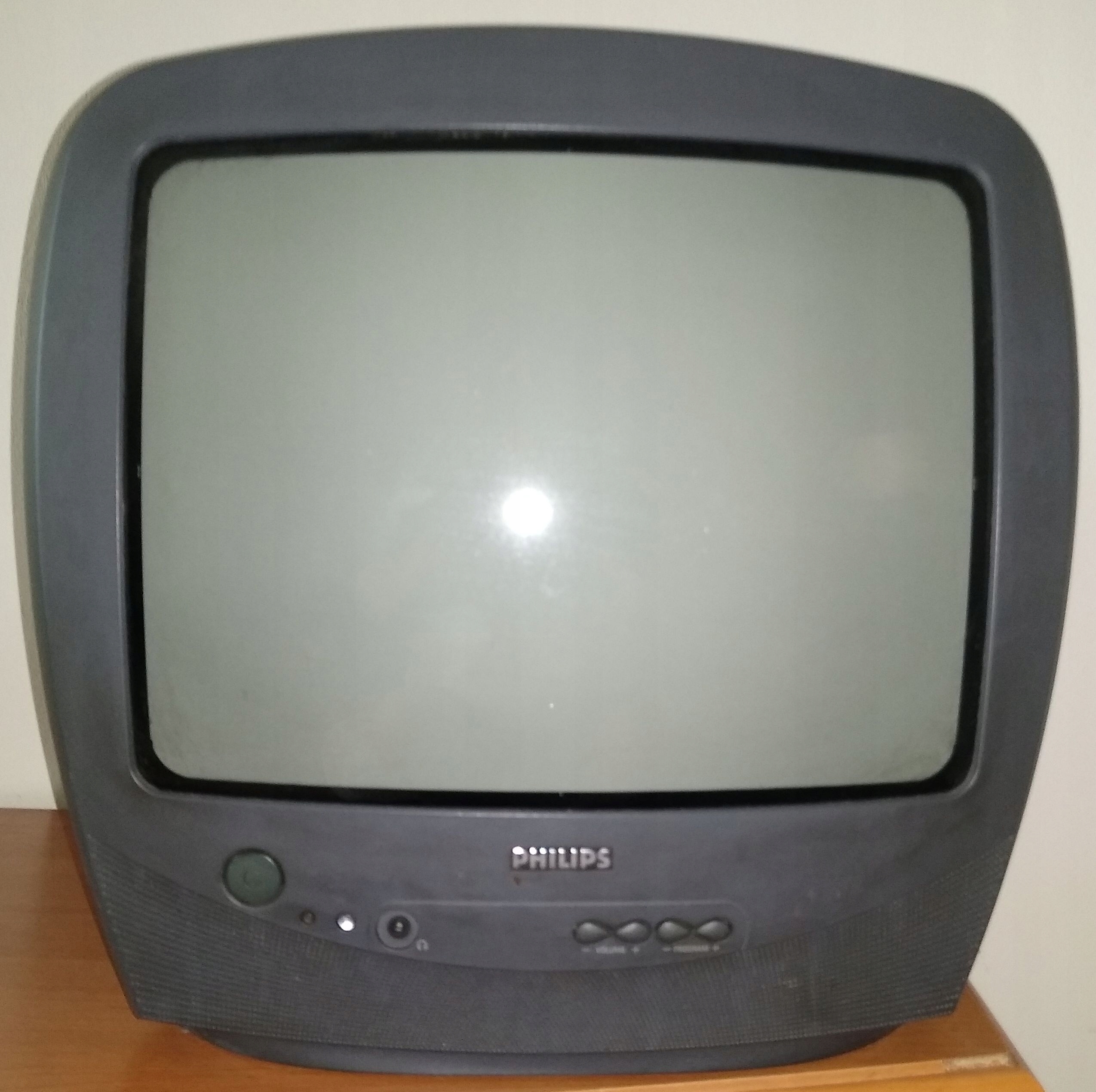Телевизор Philips 14pt1353 14