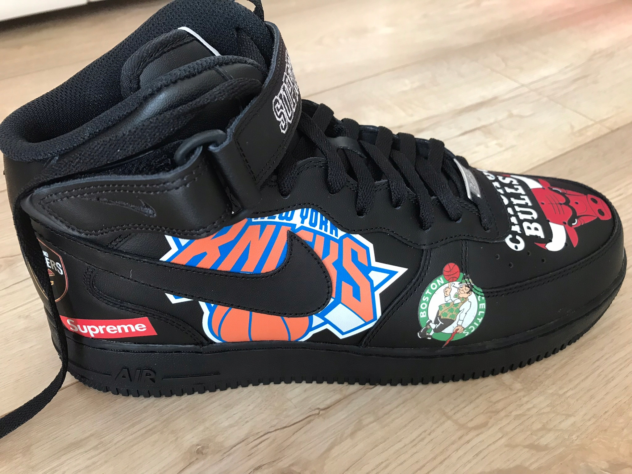 nike air force one supreme nba