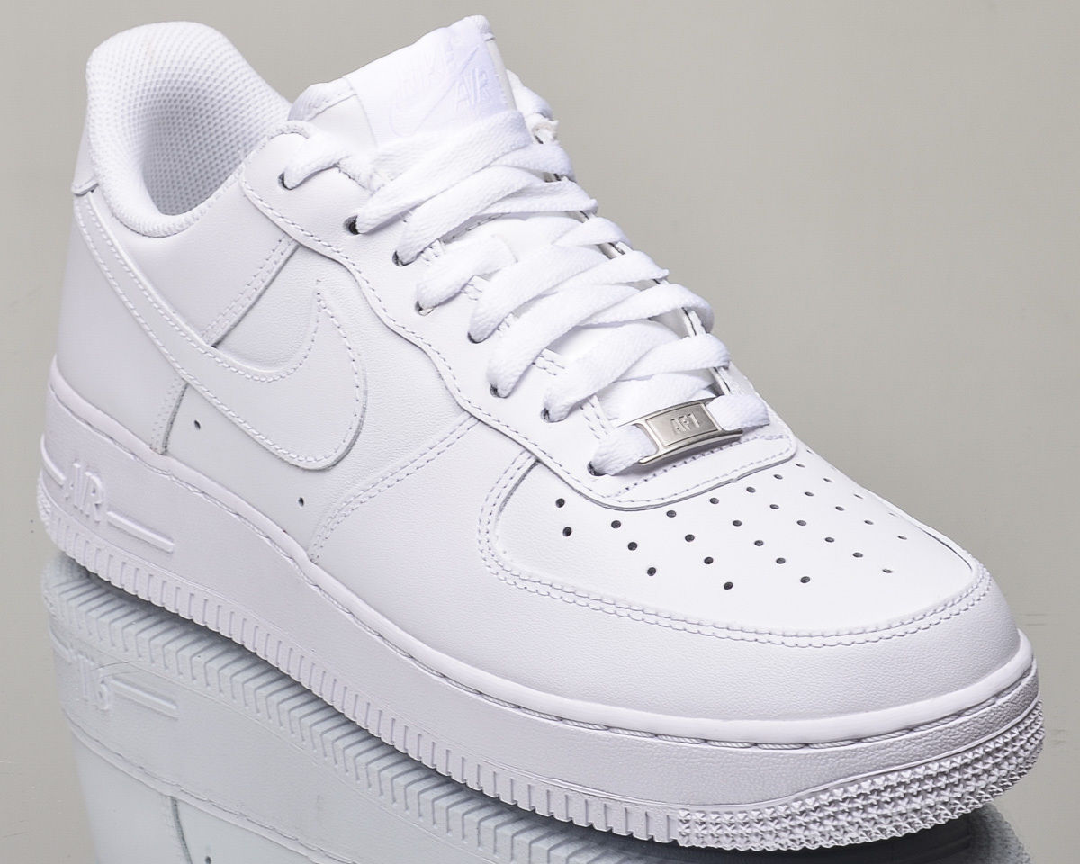 NIKE AIR FORCE 1 WHITE r.44 WYPRZEDAŻ - 7398468112 - oficjalne archiwum