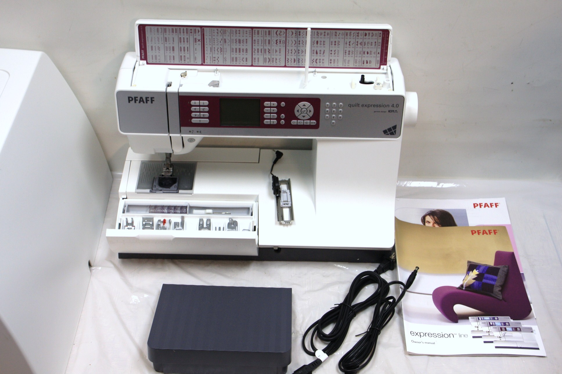 Pfaff Quilt Expression 4.0 z systemem IDT Maszyna 7505609041