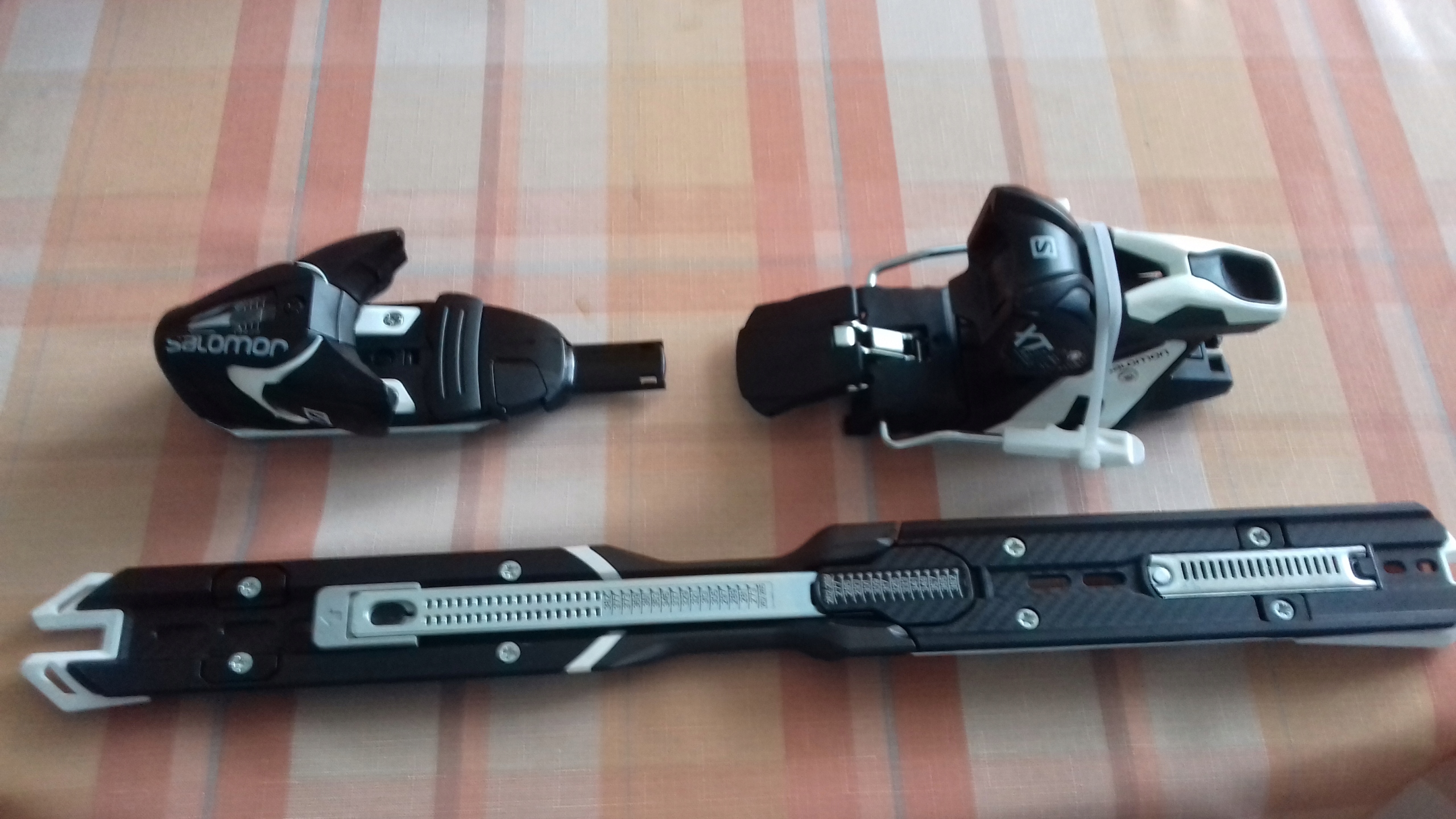Salomon 500 крепления
