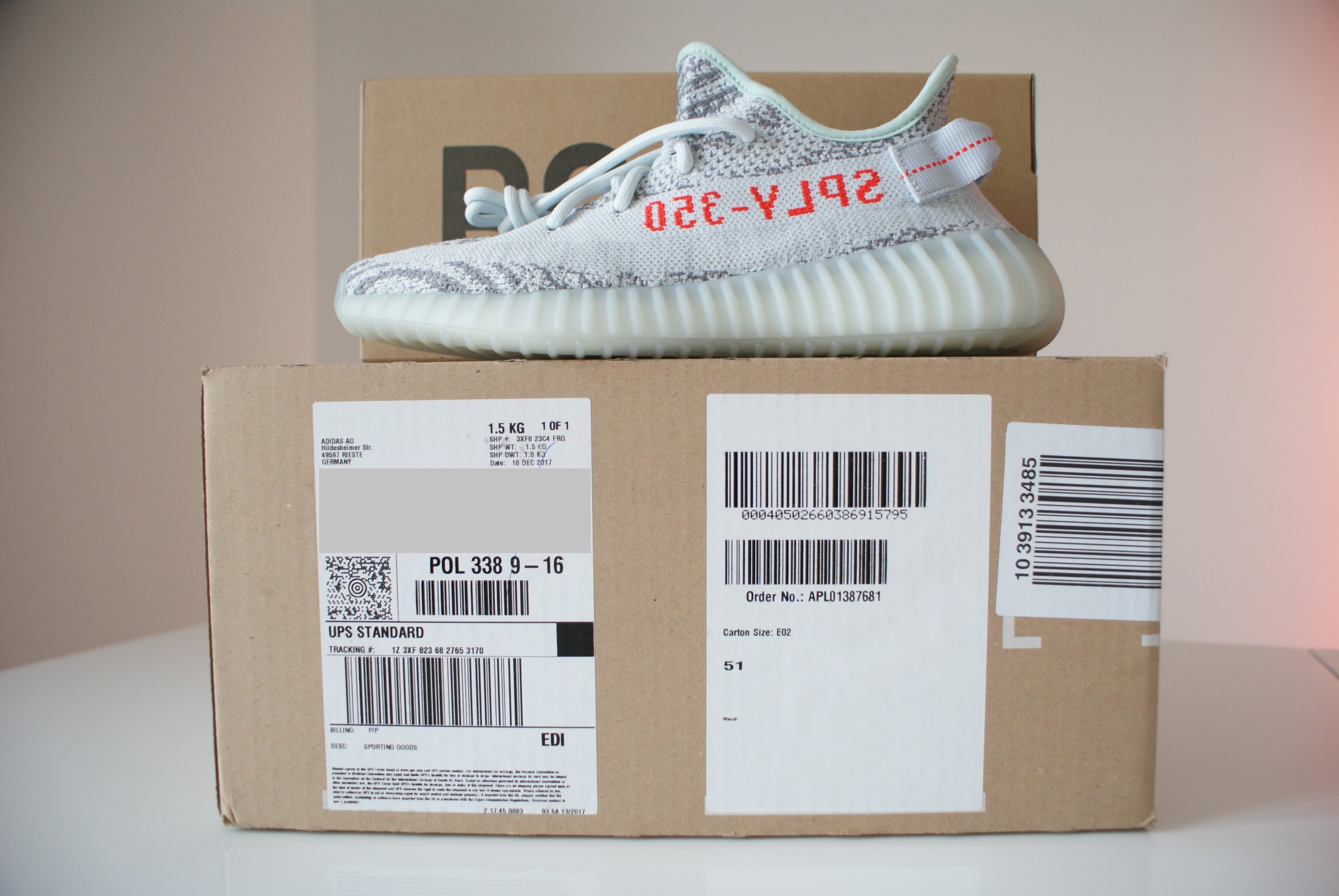 Cheap Authentic Yeezy Boost 350 V2 Tail Light Kids Shoes