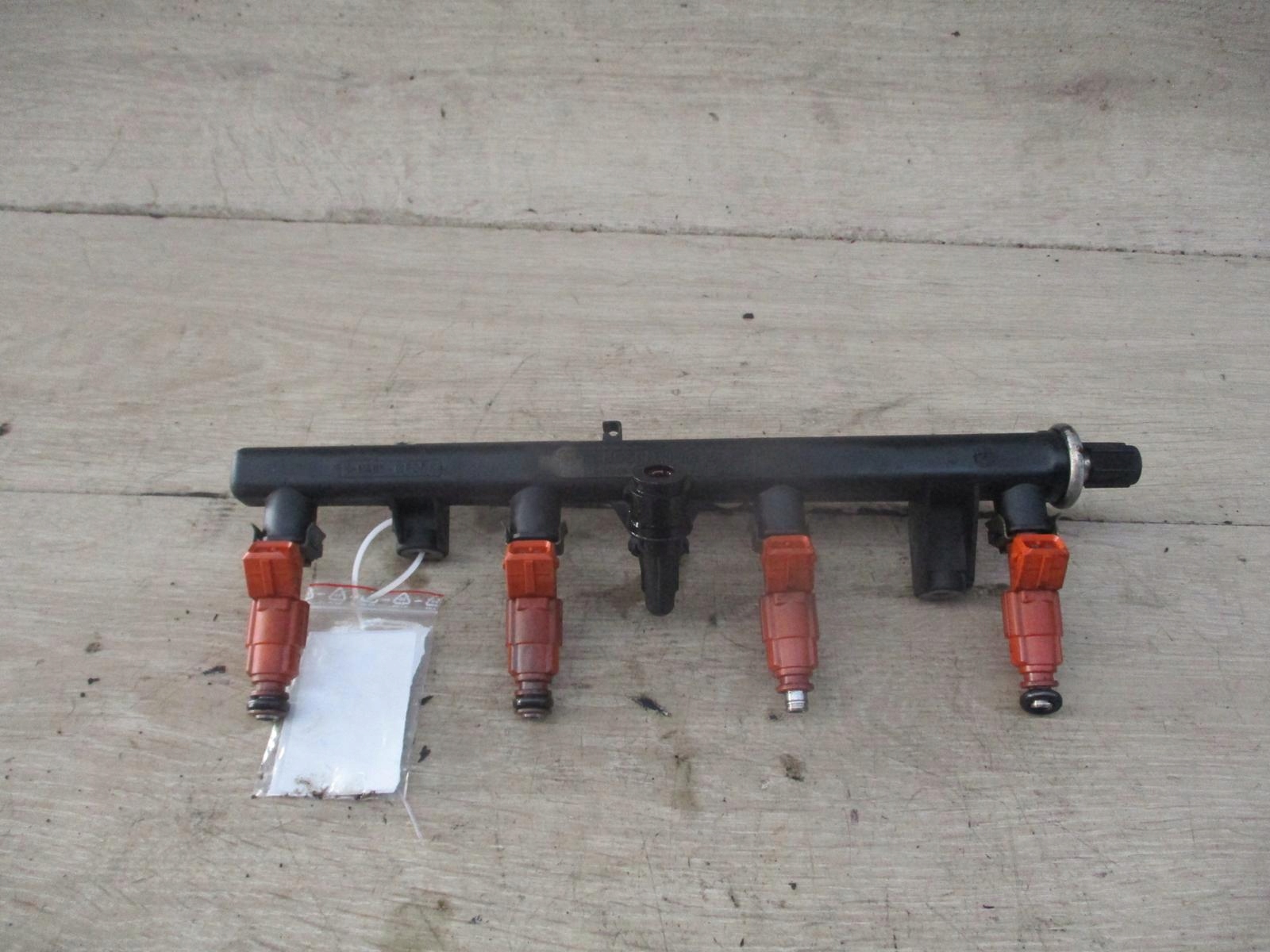 Снятие форсунок альфа ромео 156. Форсунка для фиат пунто. 8. Форсунки на альфа ромео 156 2. 2 альфа ромео.