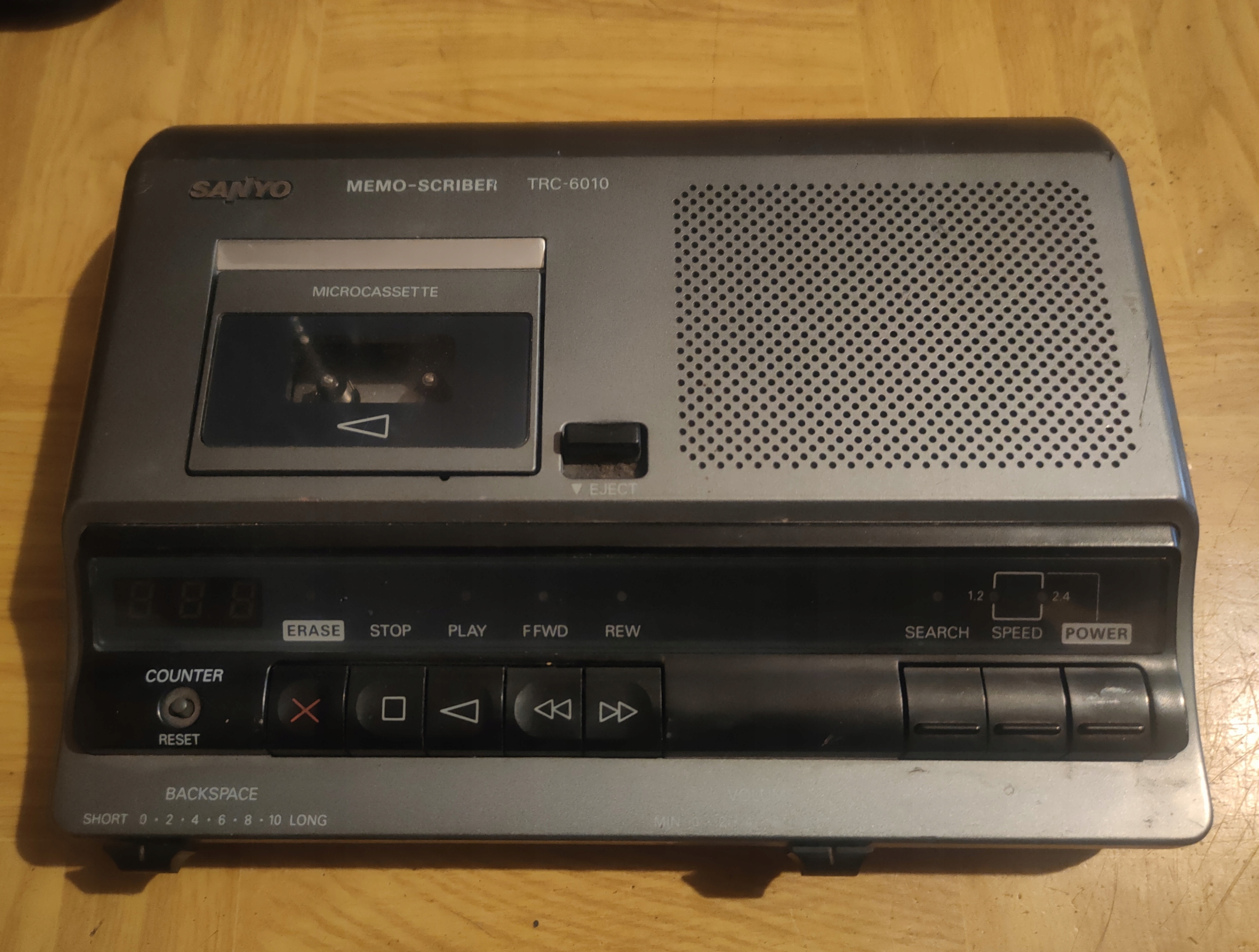 【レトロゲームOK】SANYO COSMO C-15B6 86年製 リモコン付属 レトロゲームOK】SANYO COSMO C-15B6 86年製 リモコン付属