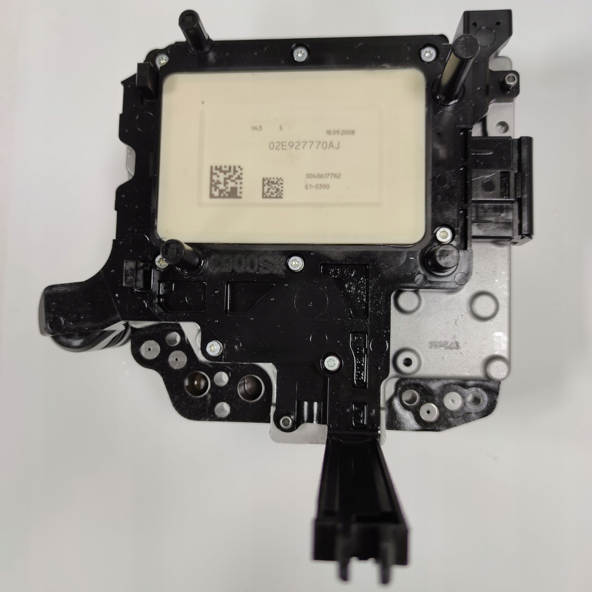 Плата мехатроника dq250. Блок управления мехатроника dq200. Плата мехатроника dsg 7 dq200. Мехатроник пассат б6. Dsg 7 dq200.