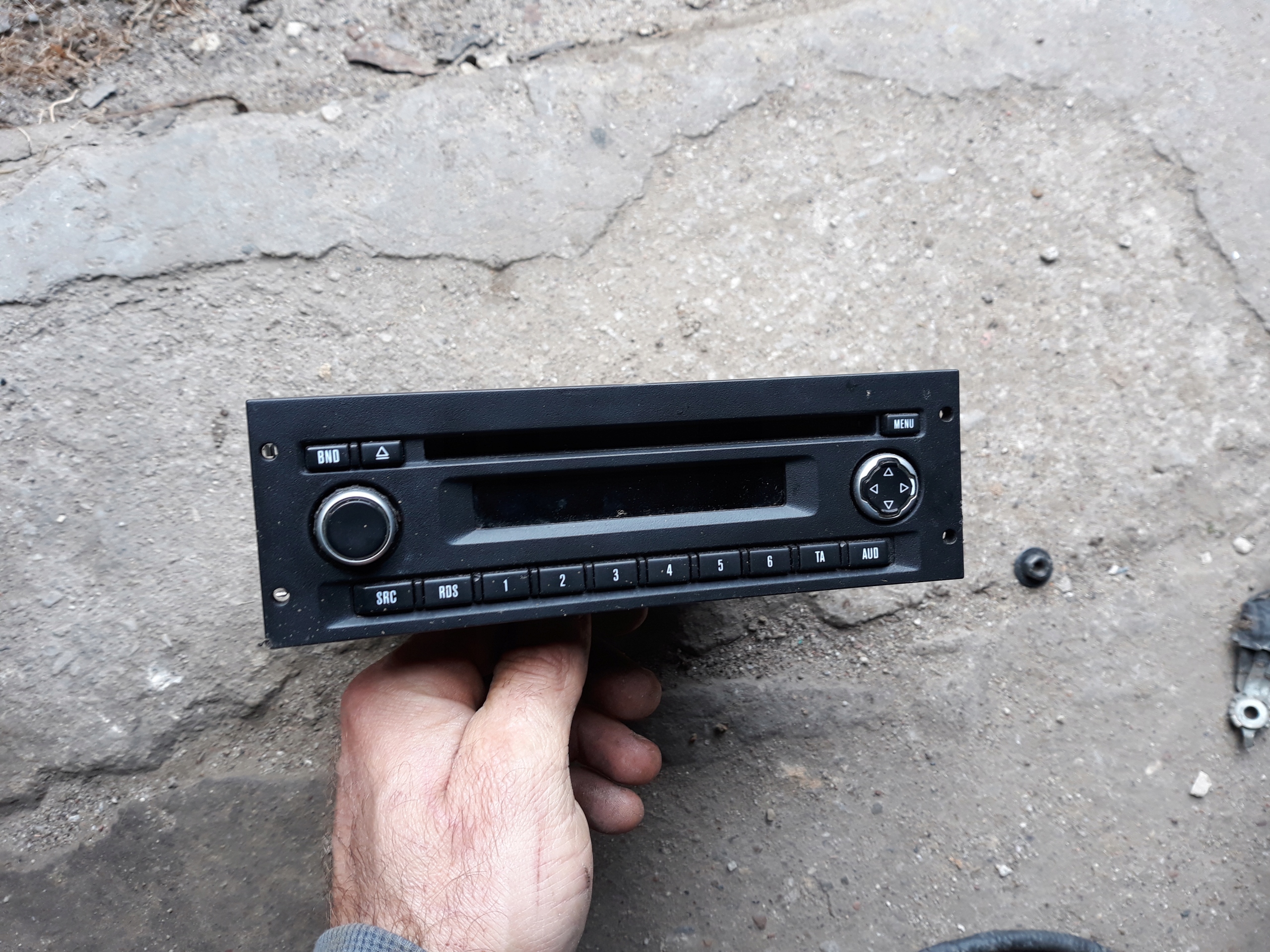 Как снять магнитолу скания rok w kategorii Sprzęt audio fabryczny Używany w Oficjalnym Archiwum Allegro - S