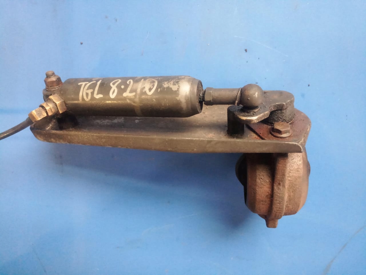 Горный тормоз скания. Горный тормоз ман тга. Заслонка горного тормоза man. Коллектор горного тормоза ман. Man tgm горный тормоз.