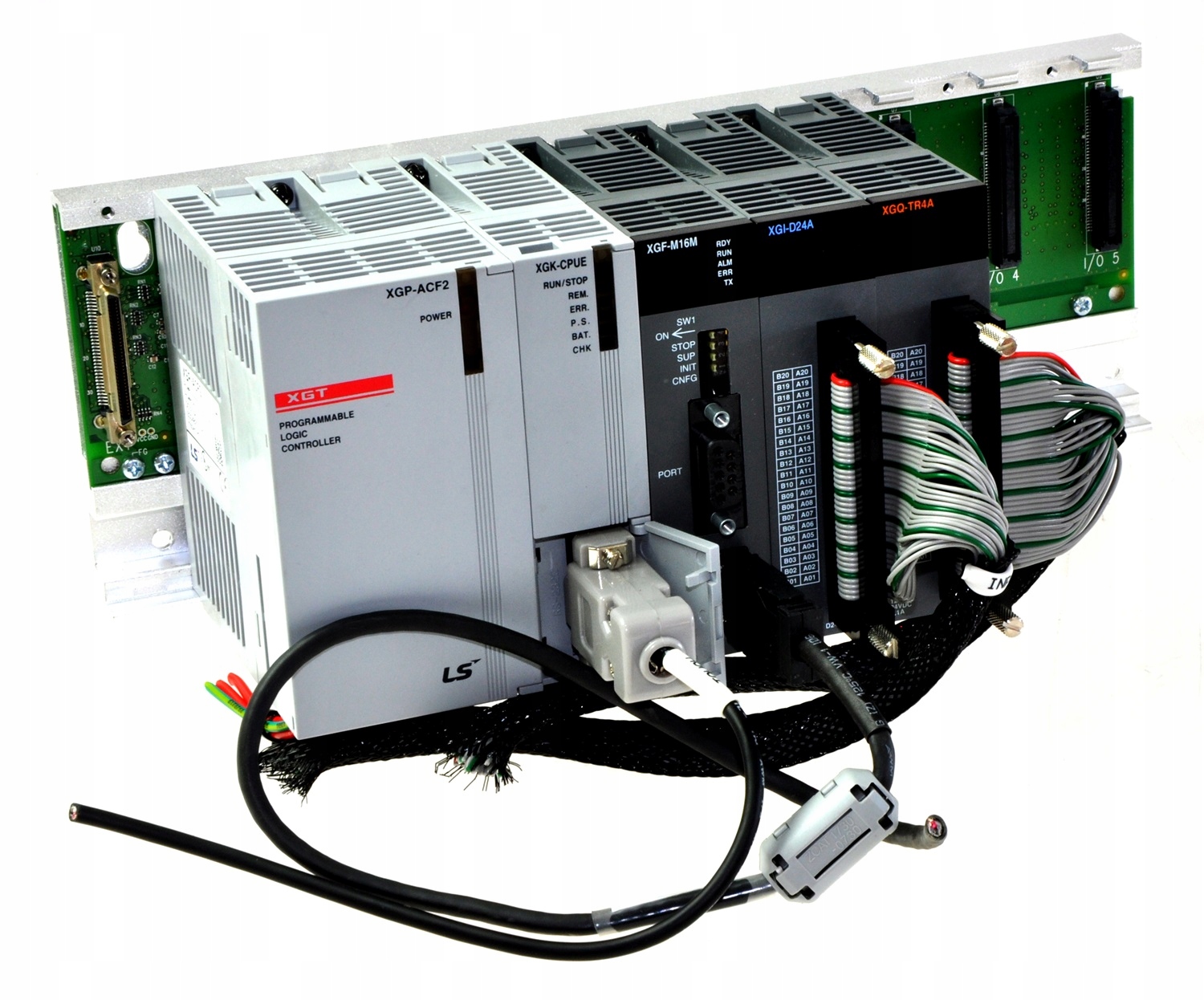 Xgr. Xbm-dr16s. Mx-q71a-12dn016. Компьютер lsis. Plc ls.