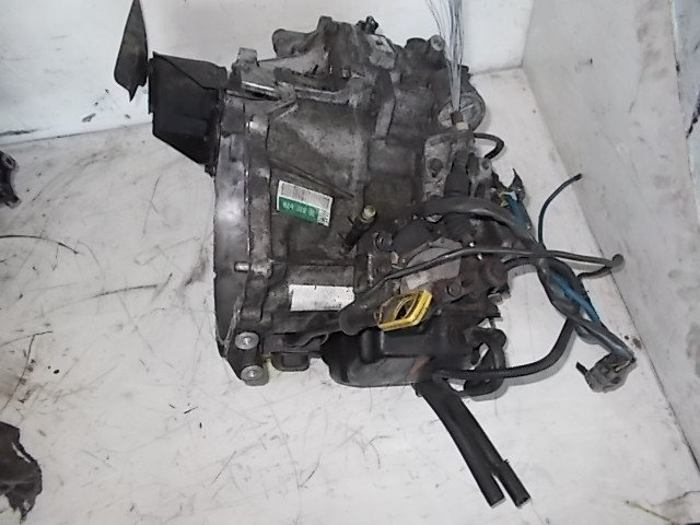 SKRZYNIA BIEGÓW AUTOMAT VOLVO V40 I T4 1.9T 6181755685