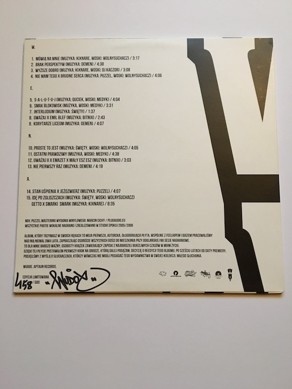 wena ide po zgliszczach