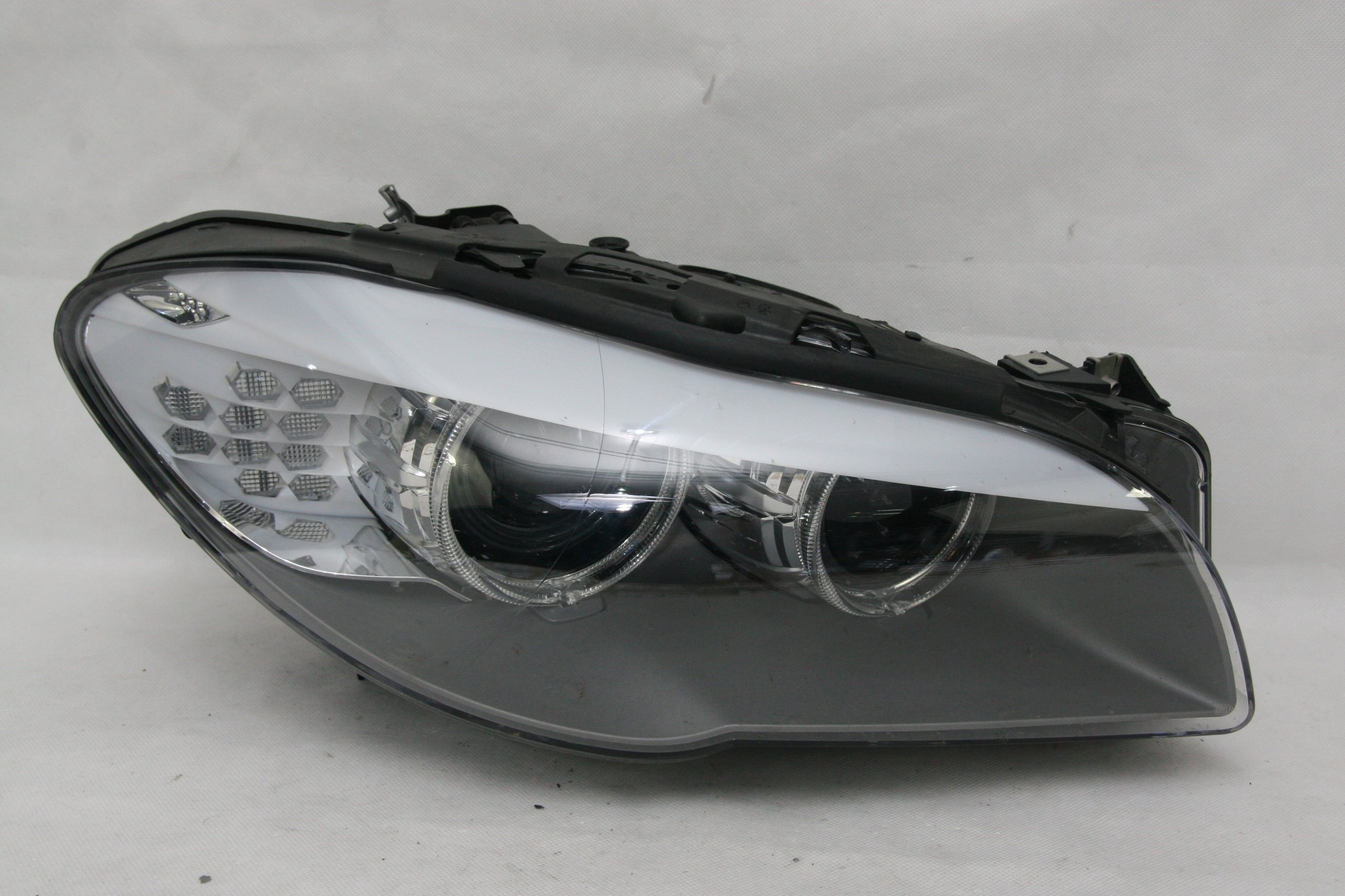 REFLEKTOR BIXENON LED BMW 5 F10 F11 20102013