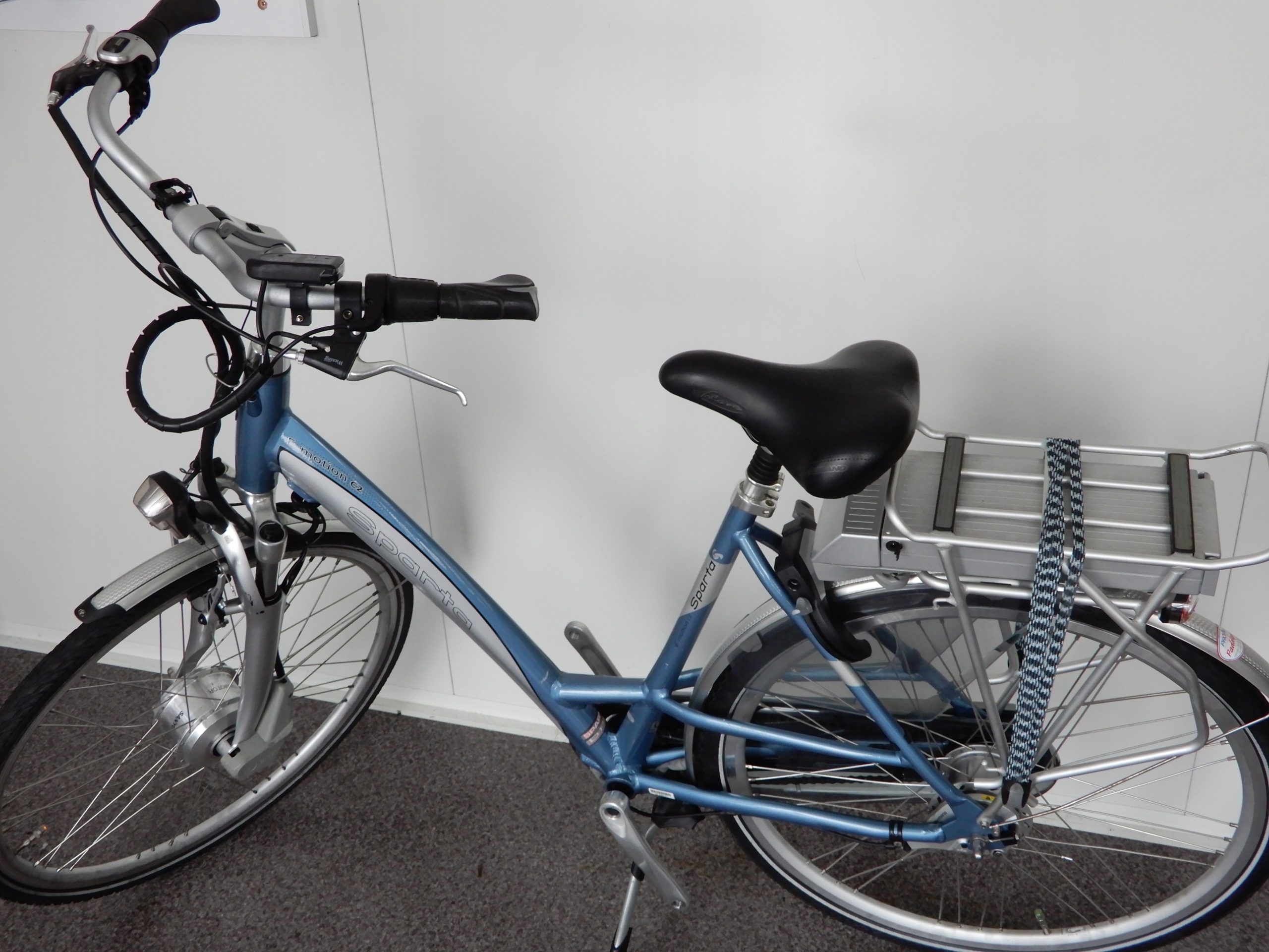 Rower elektryczny holenderski Sparta EMotion C2 7906533972 oficjalne archiwum allegro