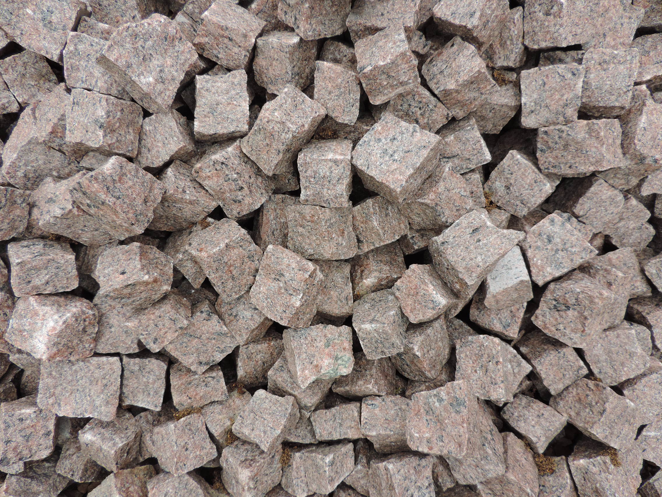 Щебень лещадность 1 группа. Форма щебня. Щебень гранитный 20-40. Сланцевый щебень 20-40. Щебень известняковый 20-40.