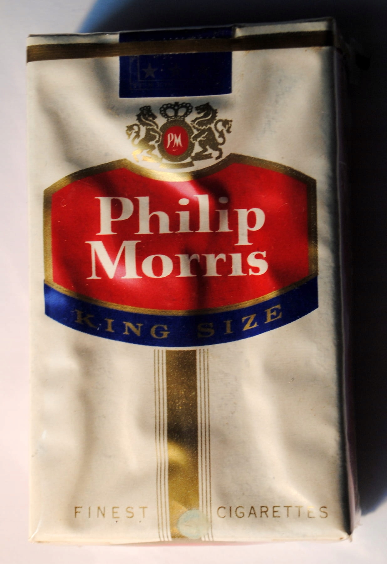 Филип моррис купить. Philip Morris сигареты. Сигареты Philip Morris фото. Коллекционные сигареты Москва. Ст Морис сигареты.