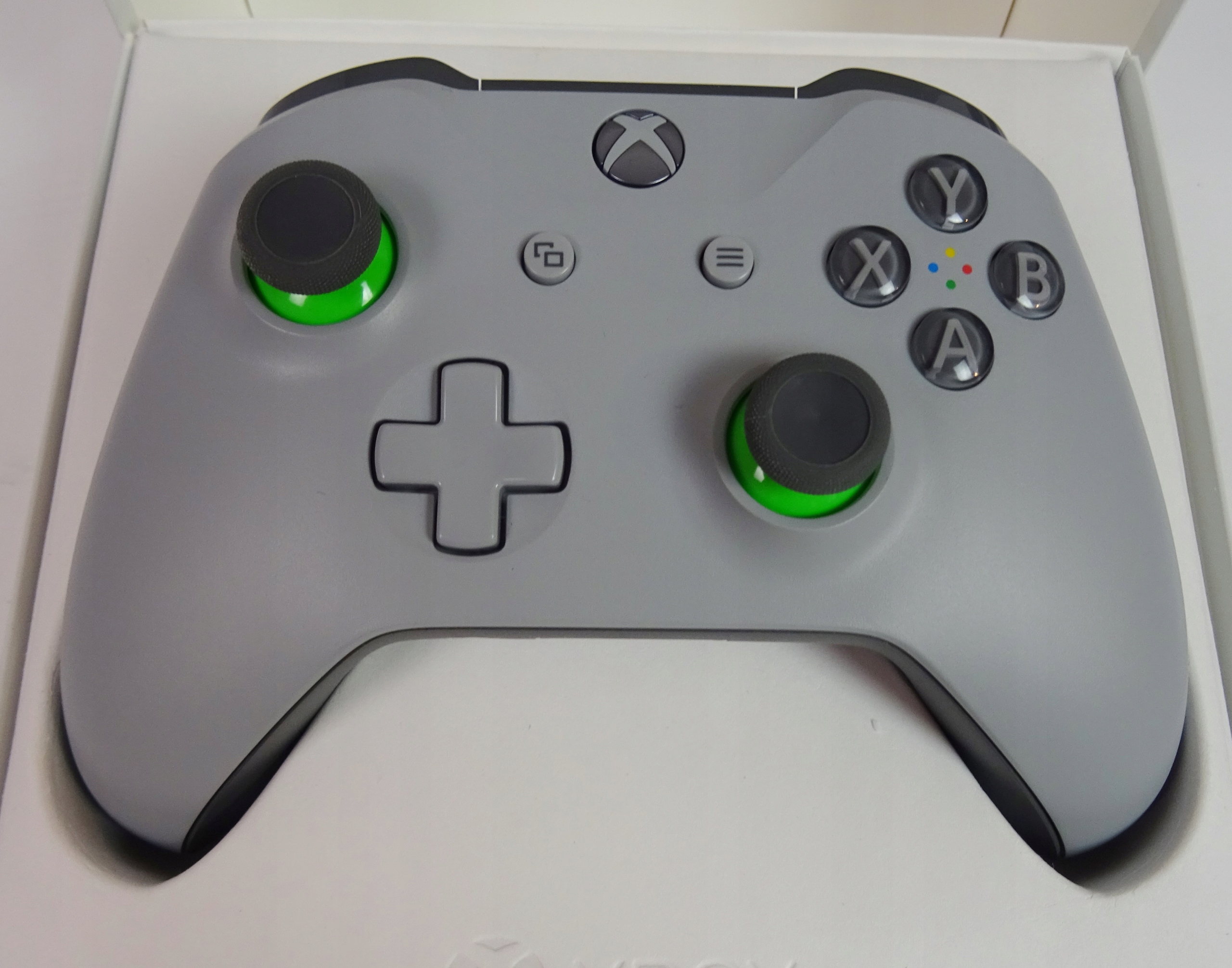 PAD XBOX ONE S SZARY ORYGINALNY 7646608951 oficjalne archiwum allegro