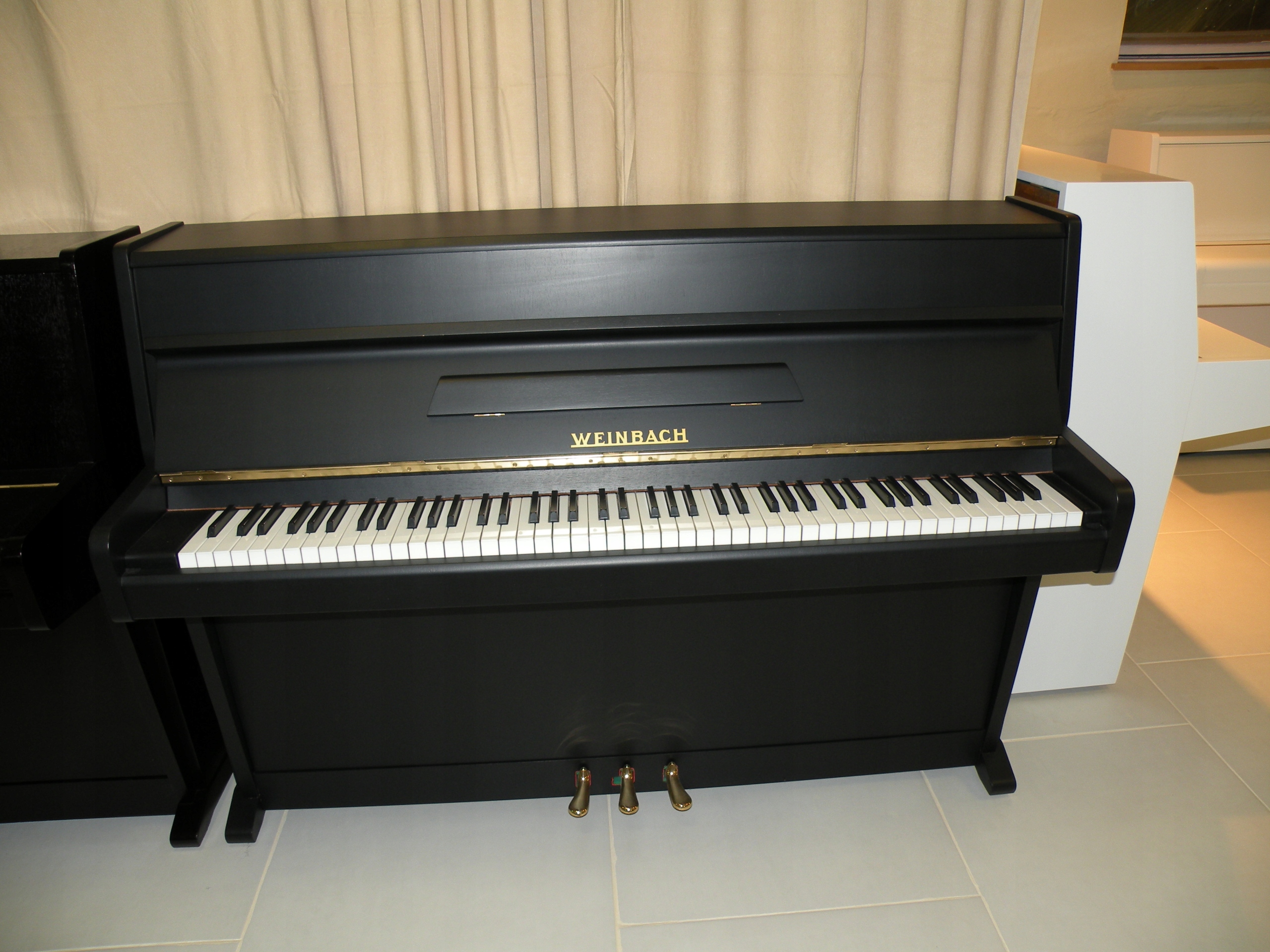 Pianina i fortepiany Używany w Oficjalnym Archiwum Allegro
