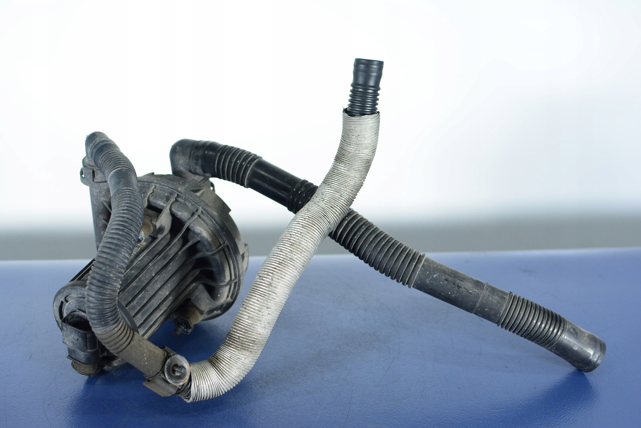 passat w kategorii Pompy powietrza wtórnego w Oficjalnym Archiwum Allegro - Stro